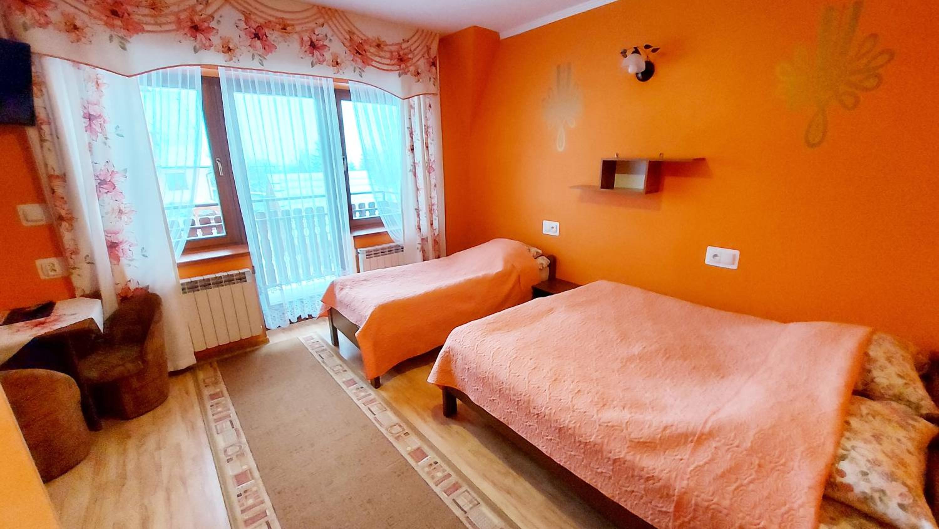 Comfort Triple Room