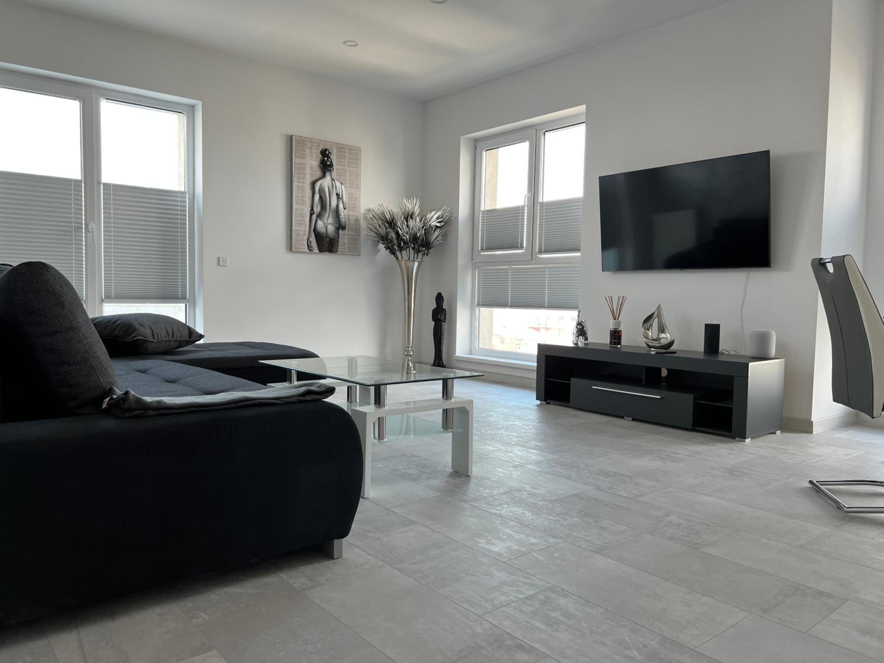 One-Bedroom Apartment - Photo 30