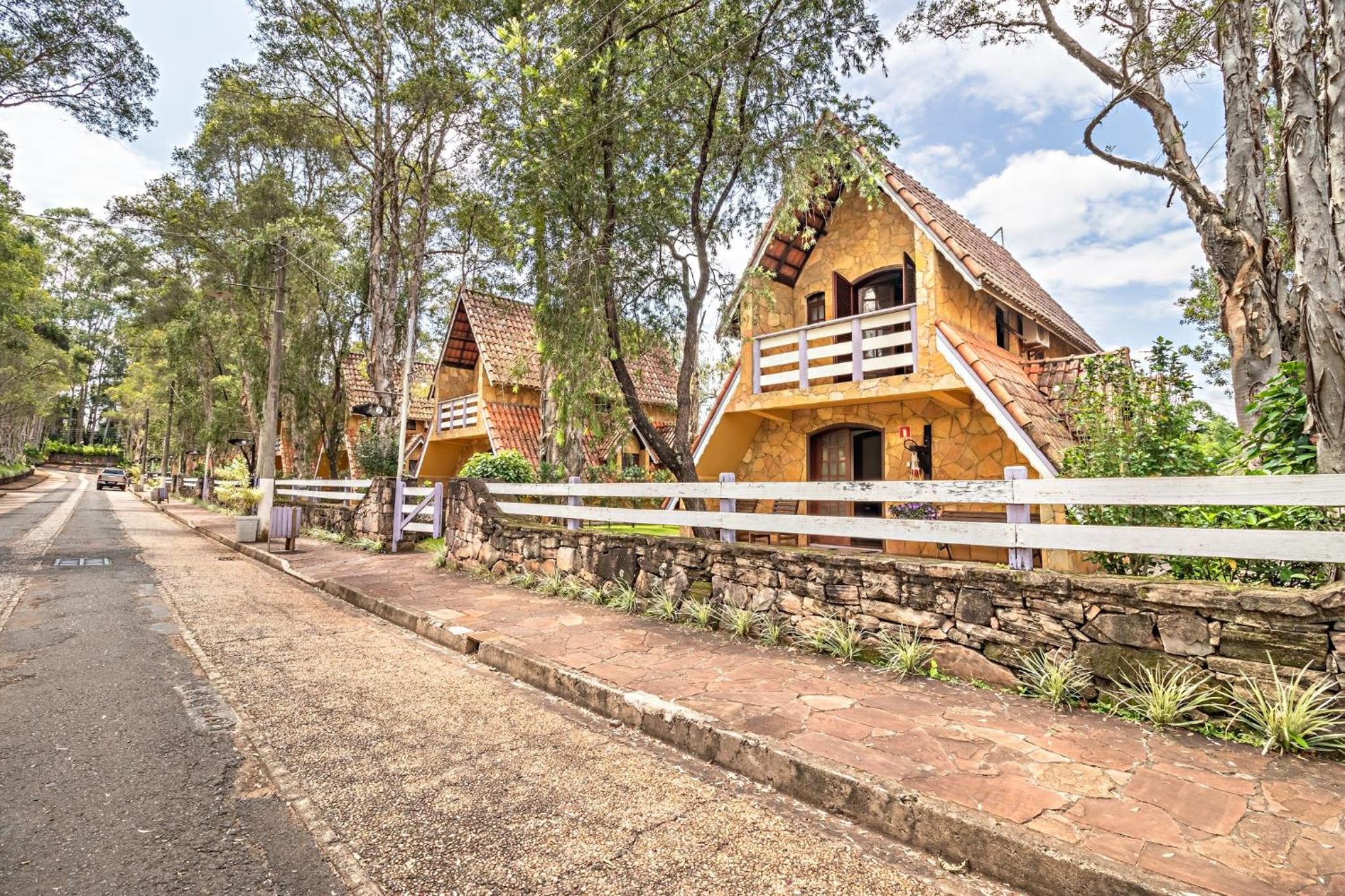 Two-Bedroom Chalet photo 2