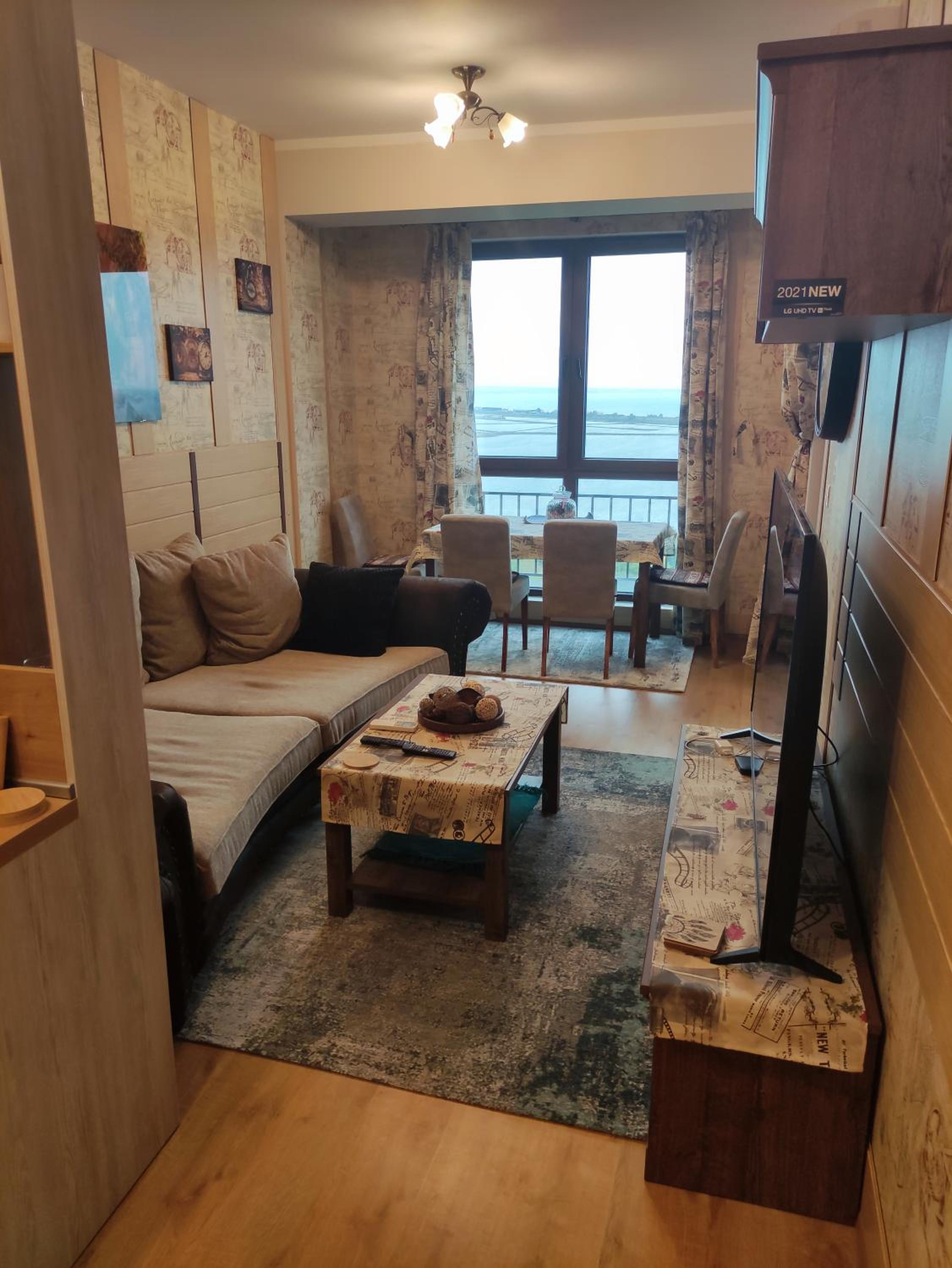 Deluxe Apartment photo 3