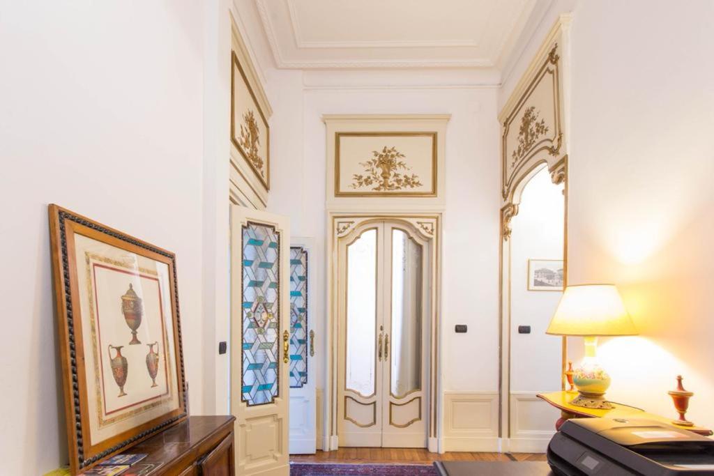Double Room With External Shared Bathroom