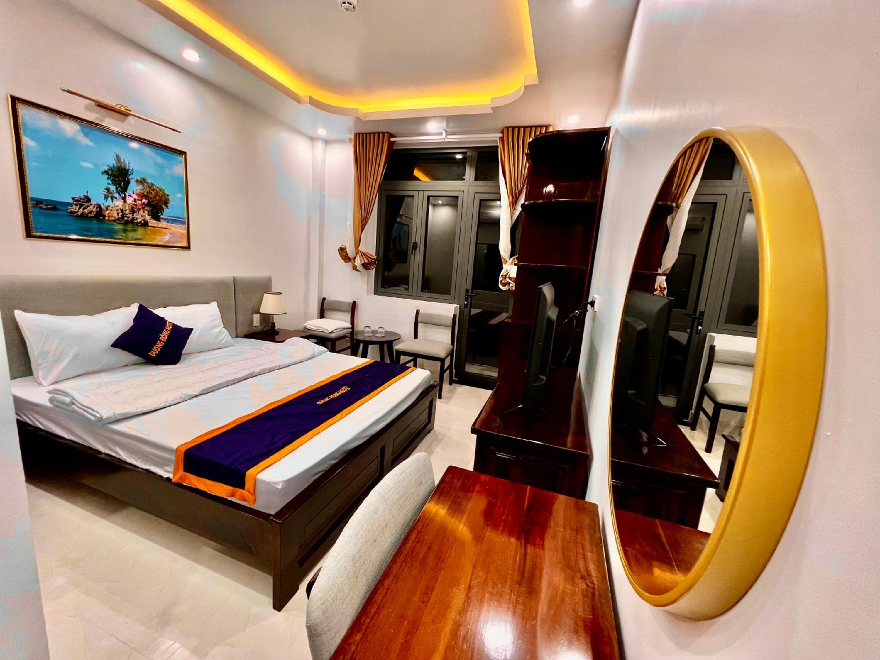 Deluxe Double Room with Sea View - Photo 3
