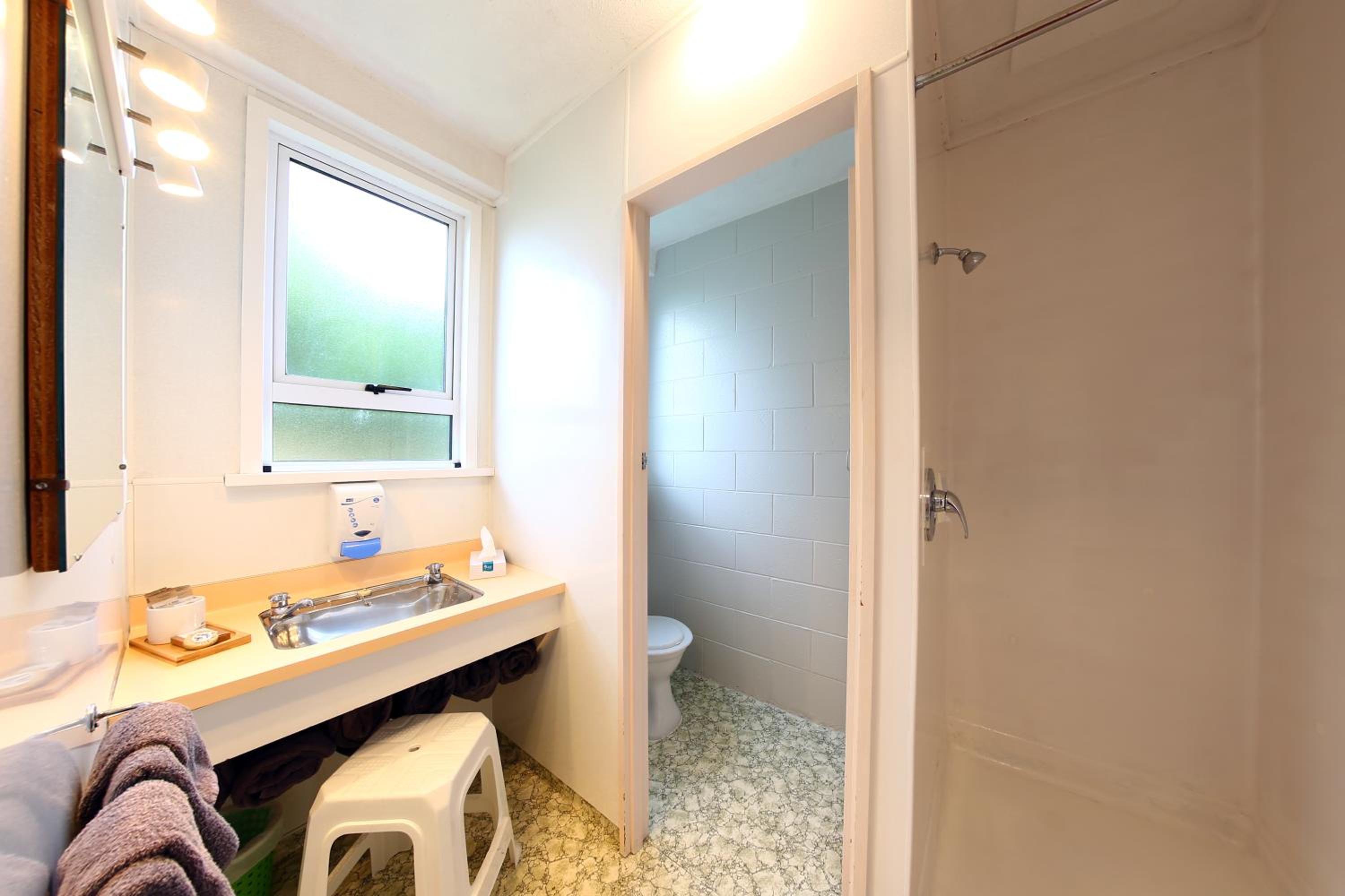 Two-Bedroom Apartment - Photo 4