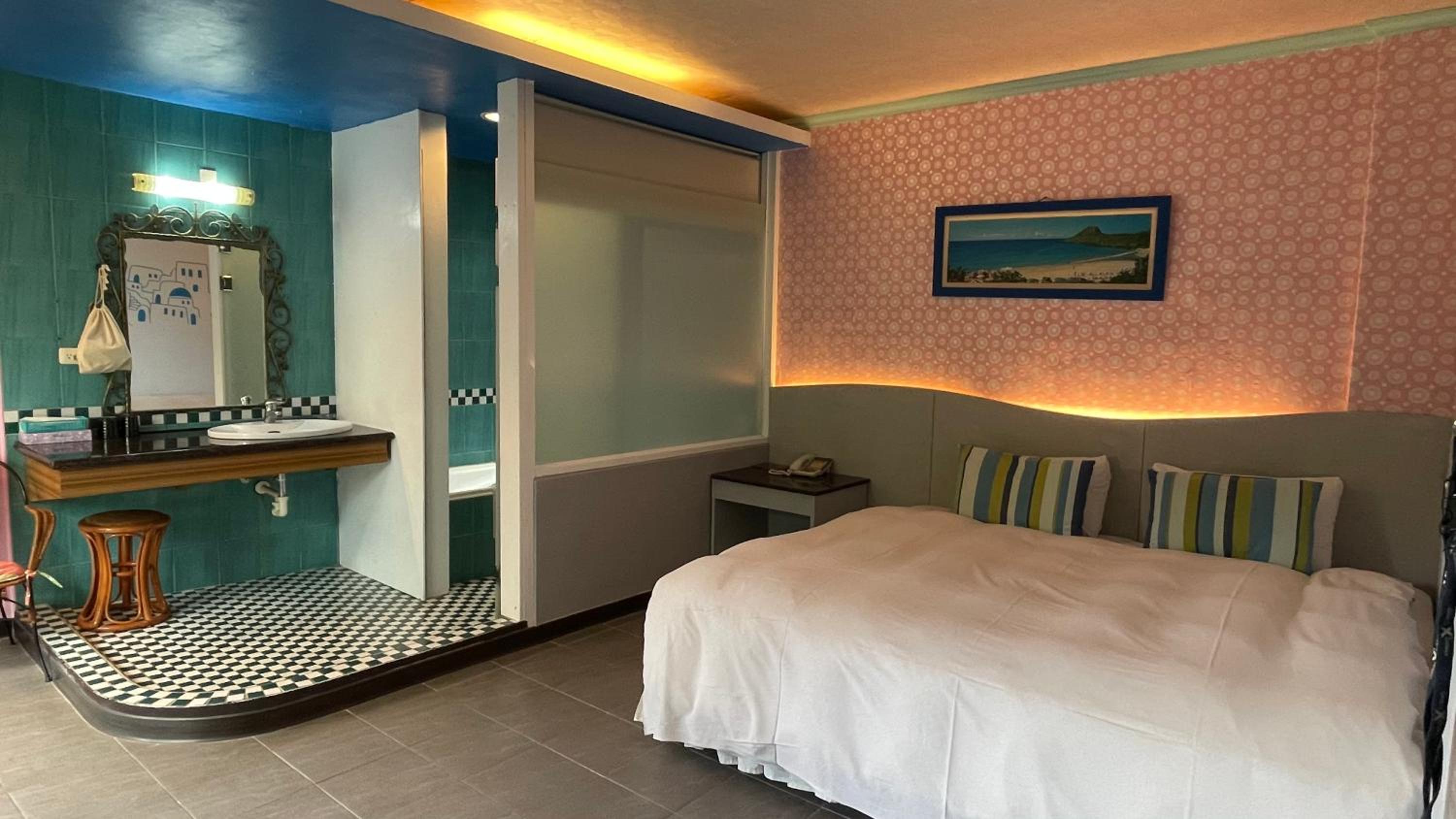 King Room with Mountain View