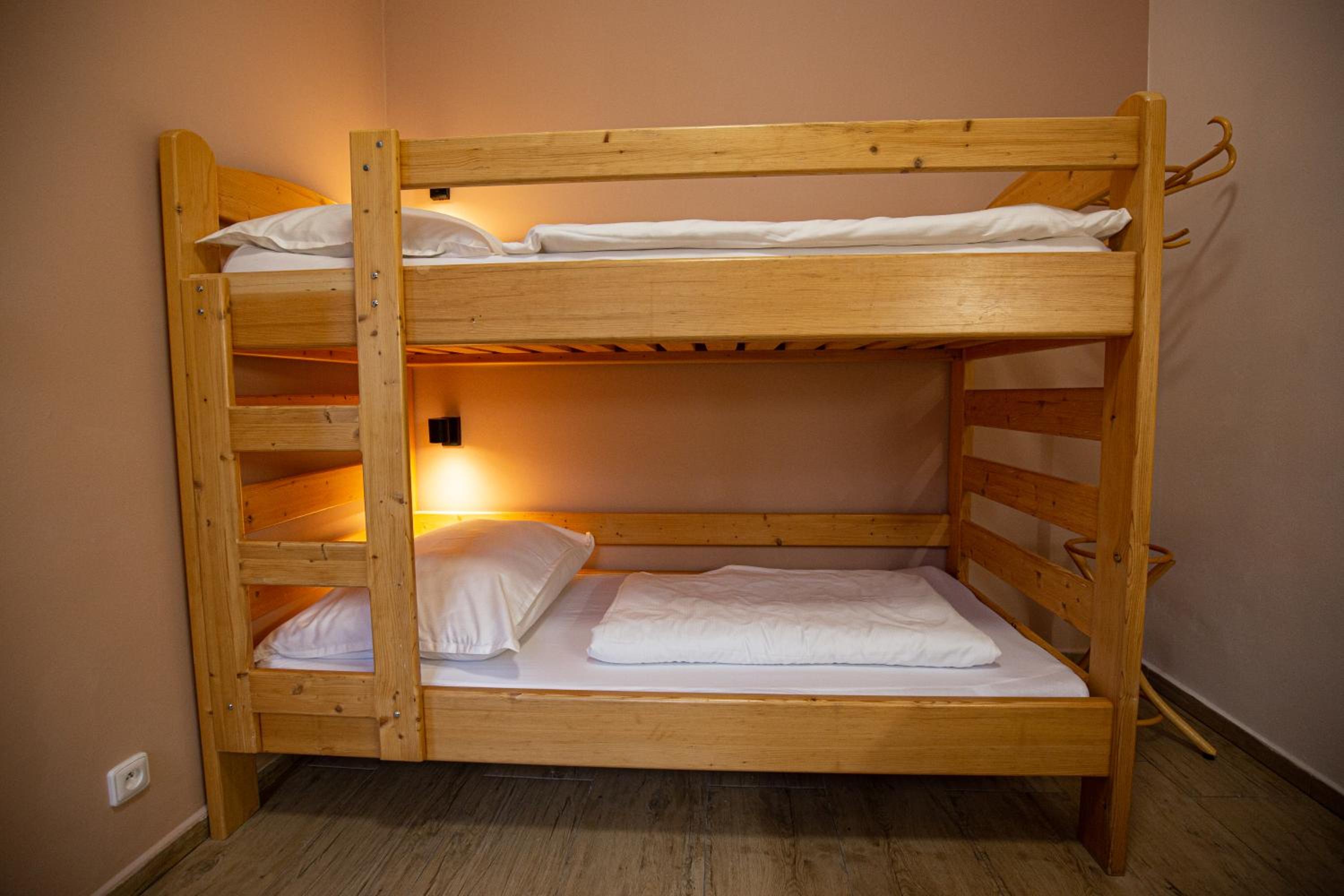 One-Bedroom Apartment - Photo 7