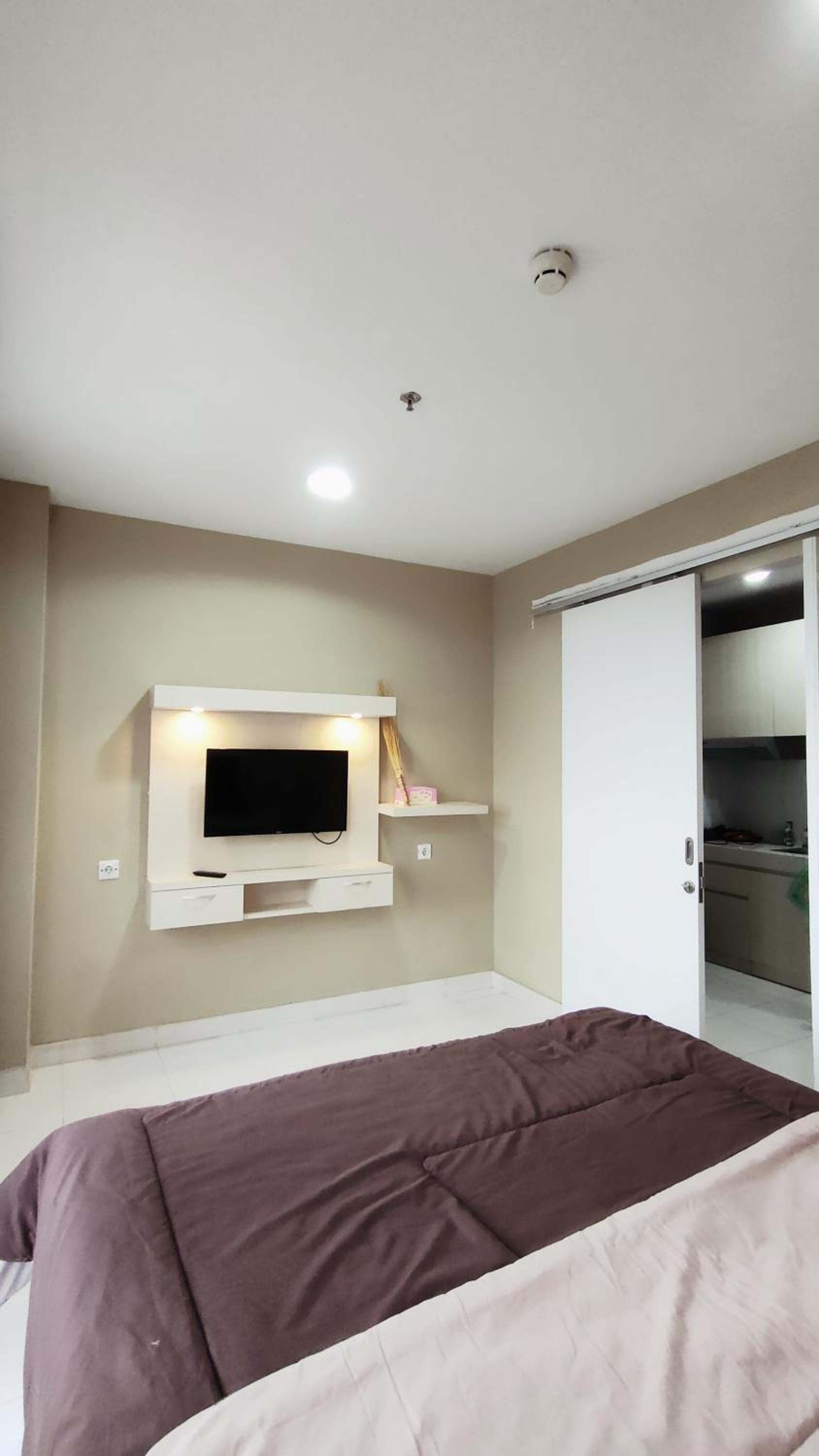 Studio Apartment - Photo 5