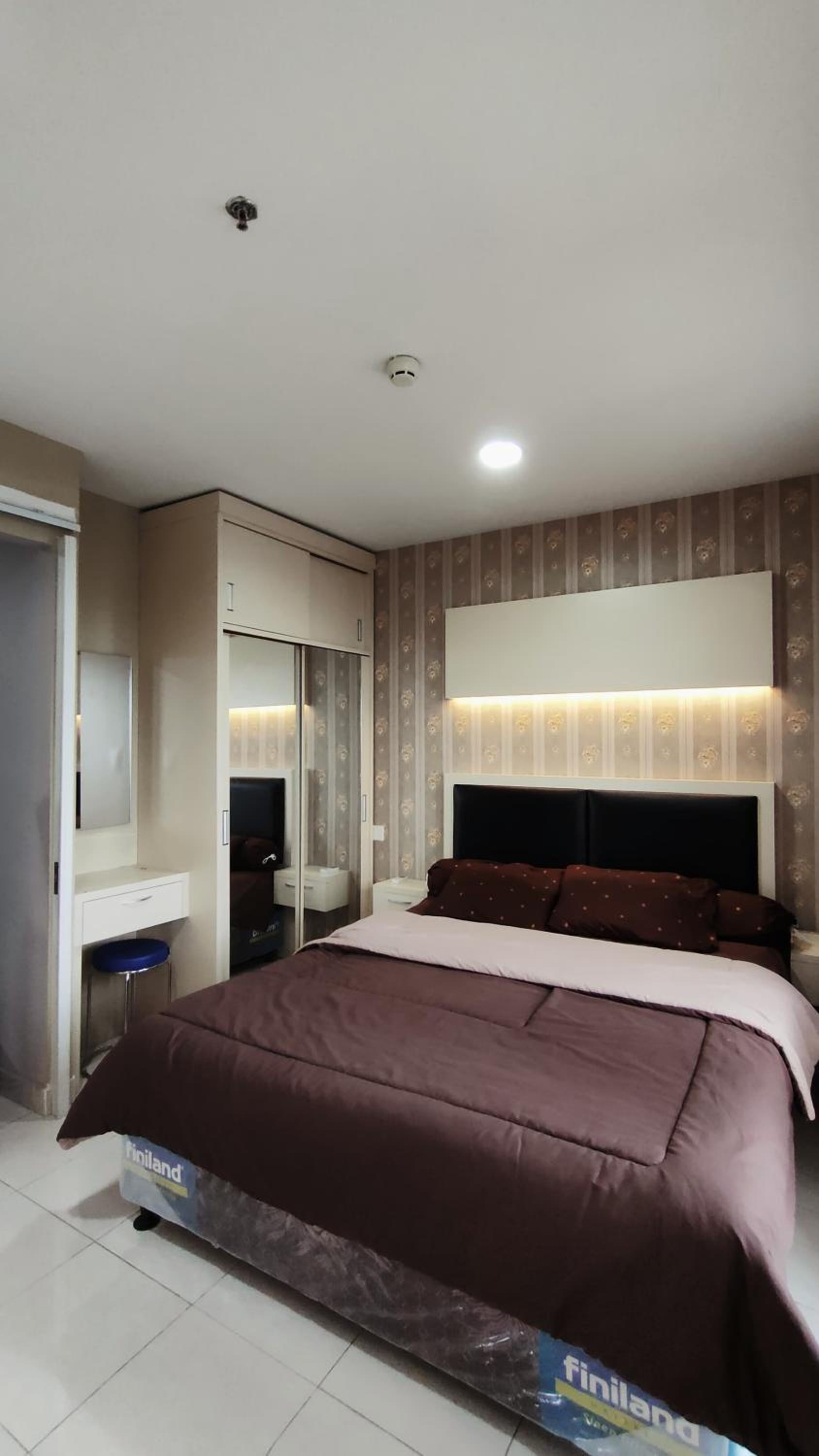 Studio Apartment - Photo 12
