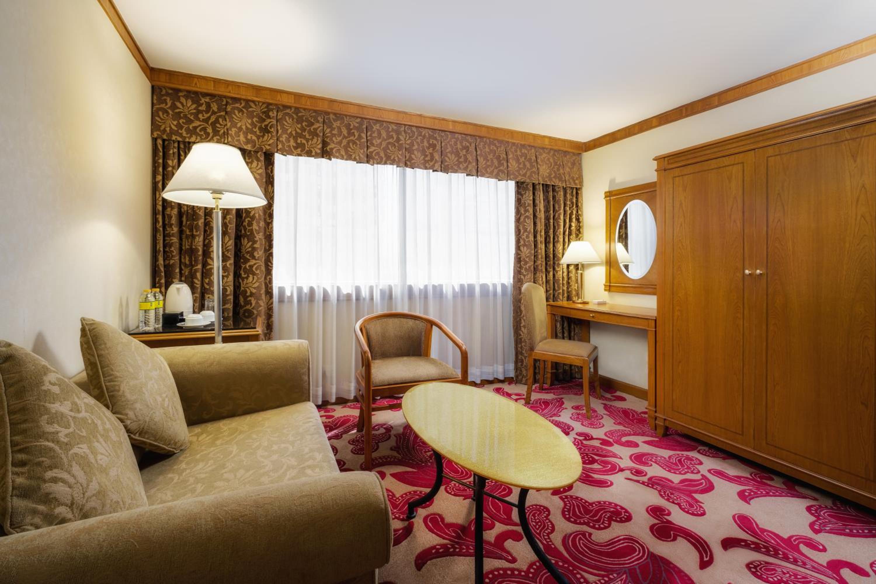 Grand Deluxe Twin Room - Photo 1