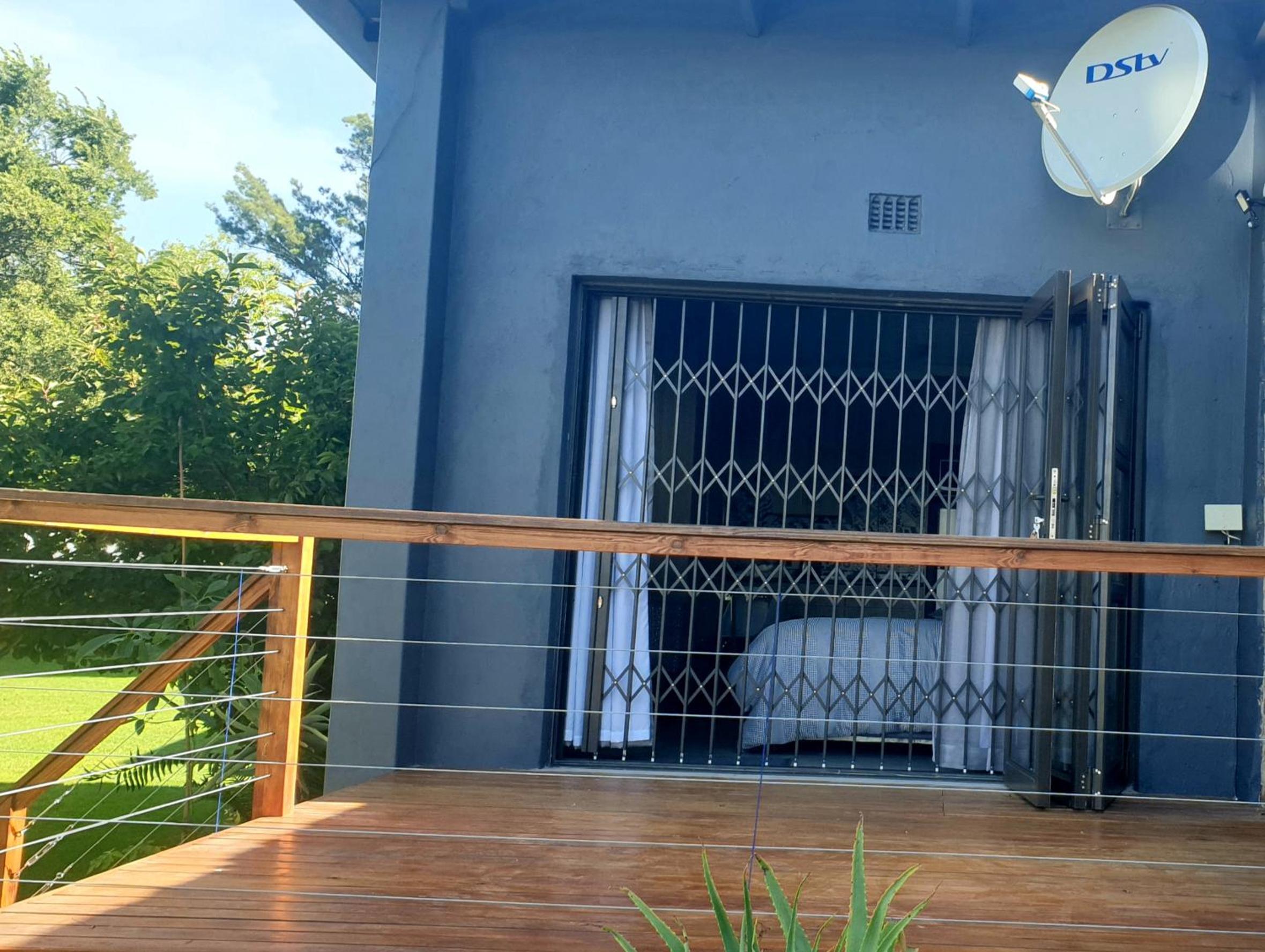 Double or Twin Room with Garden View - Photo 11