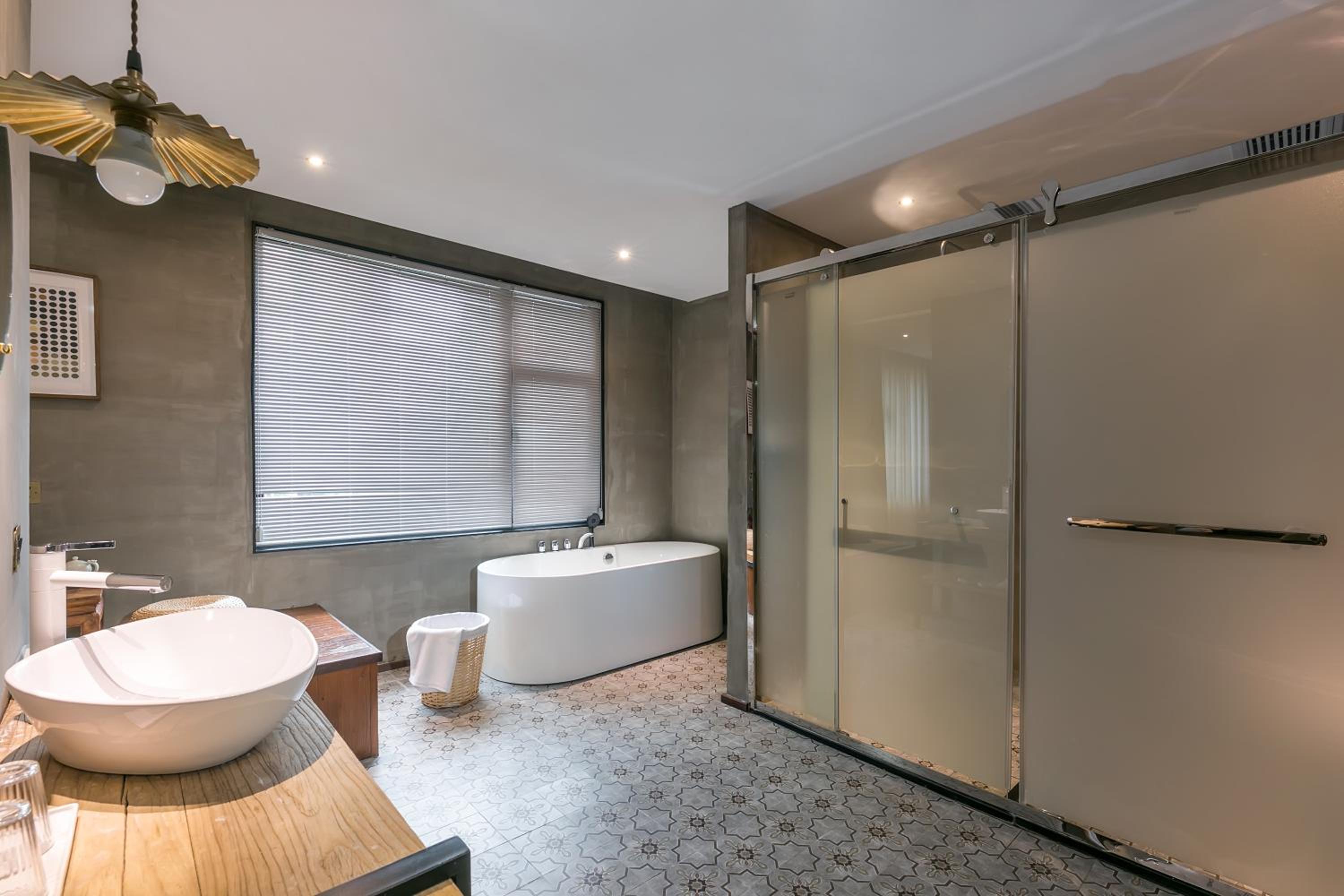 Queen Room with Spa Bath photo 2