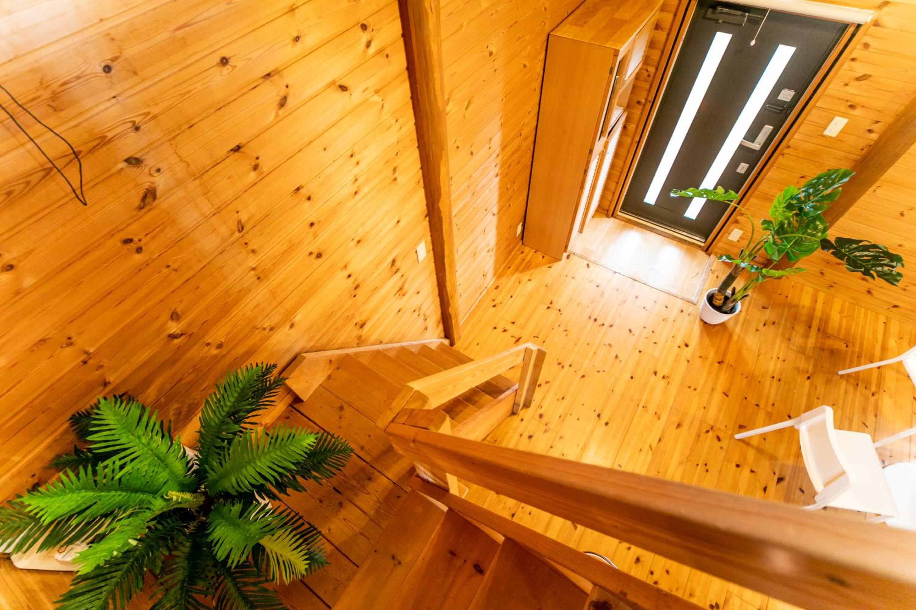 Four-Bedroom House - Photo 10