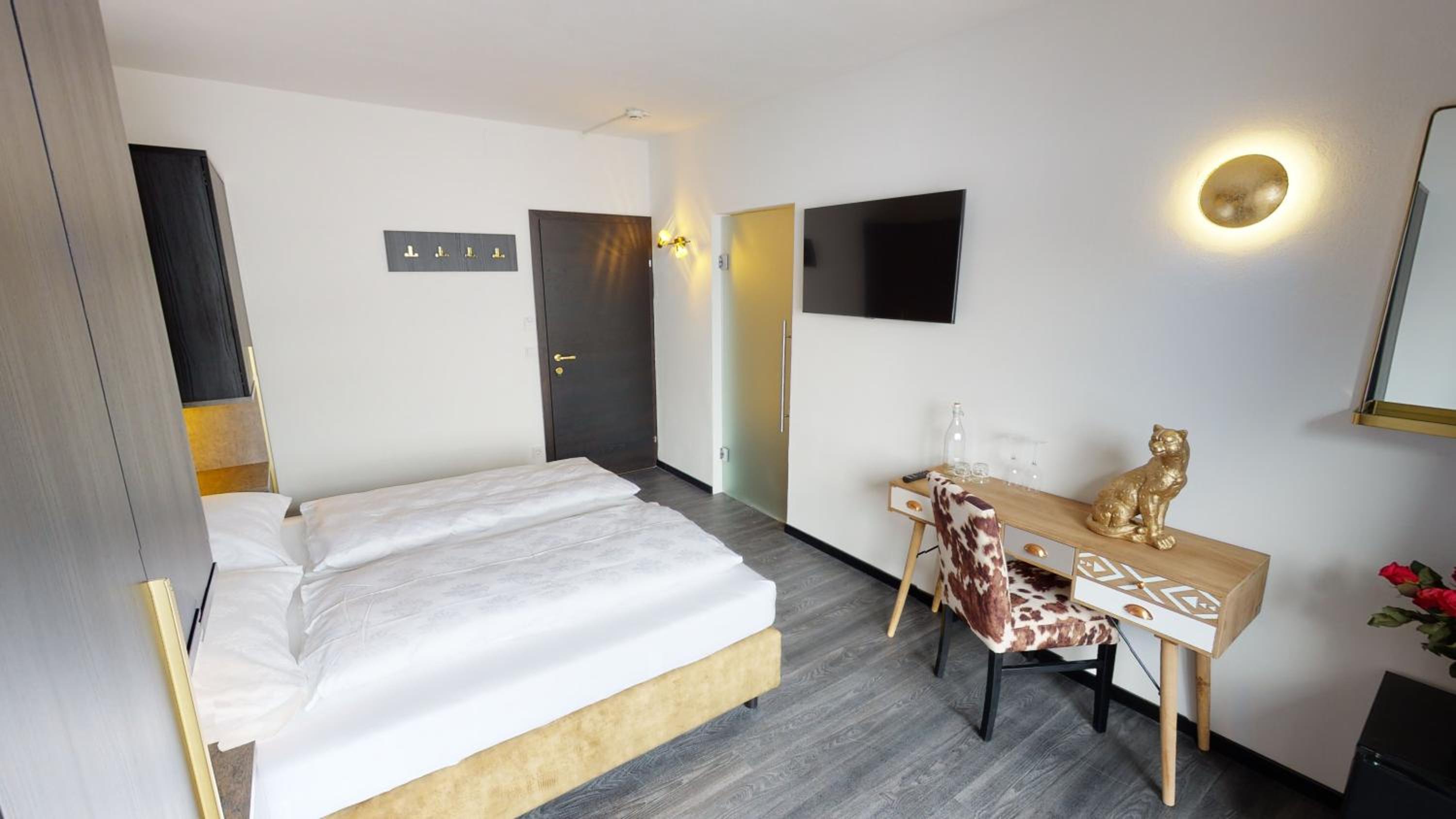 Standard Double Room photo 3