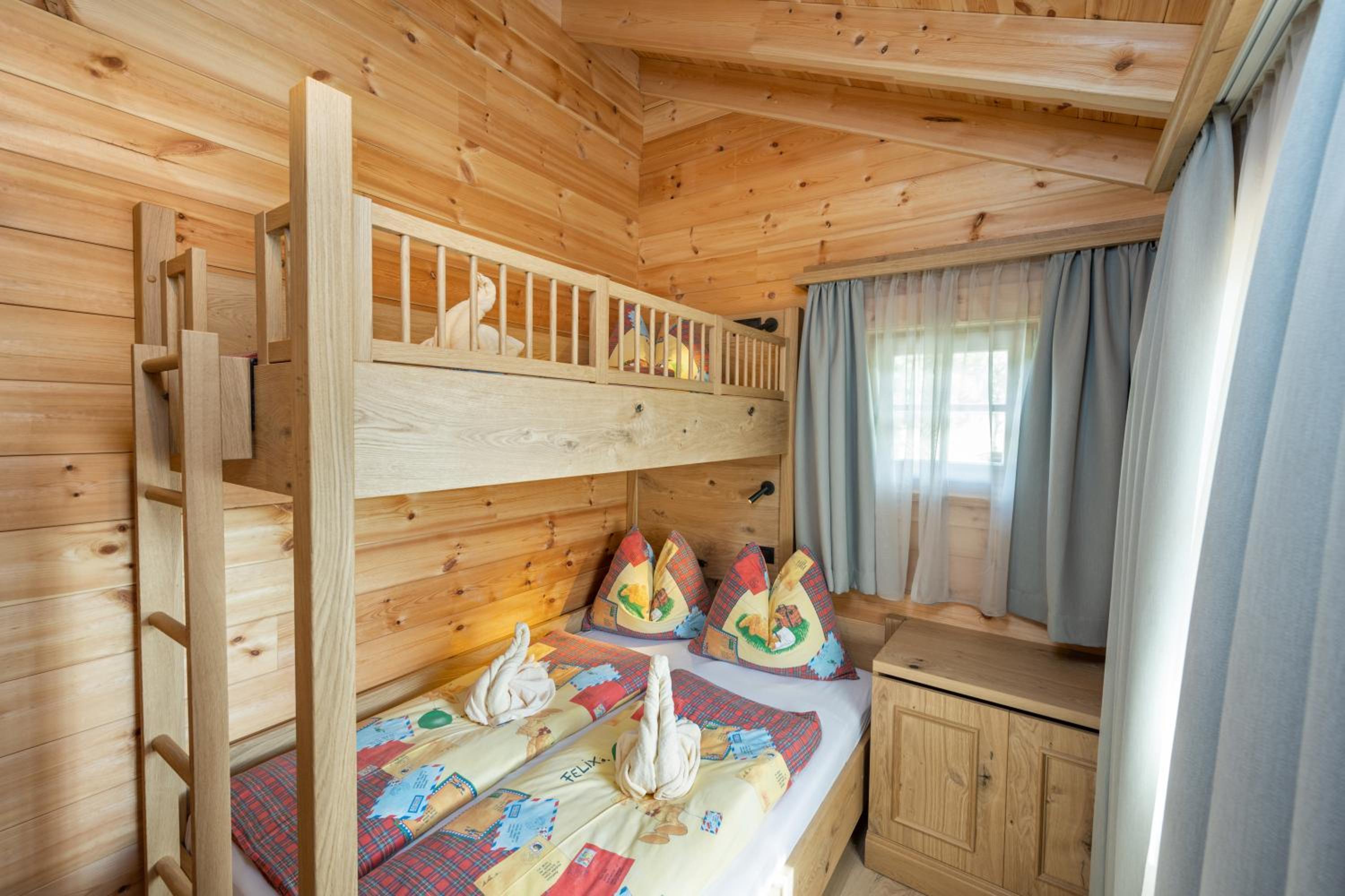 Two-Bedroom Chalet - Photo 18