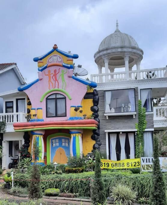 Villa - Photo 3