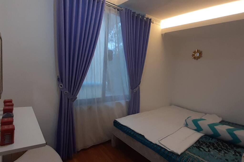 Villa - Photo 1