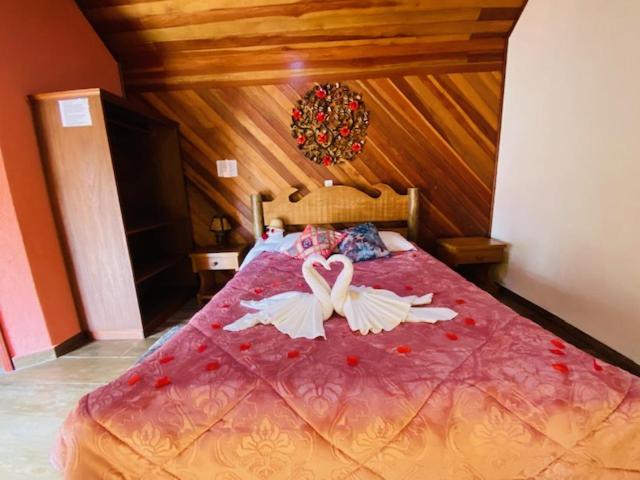 Chalet with Private Pool - Photo 1