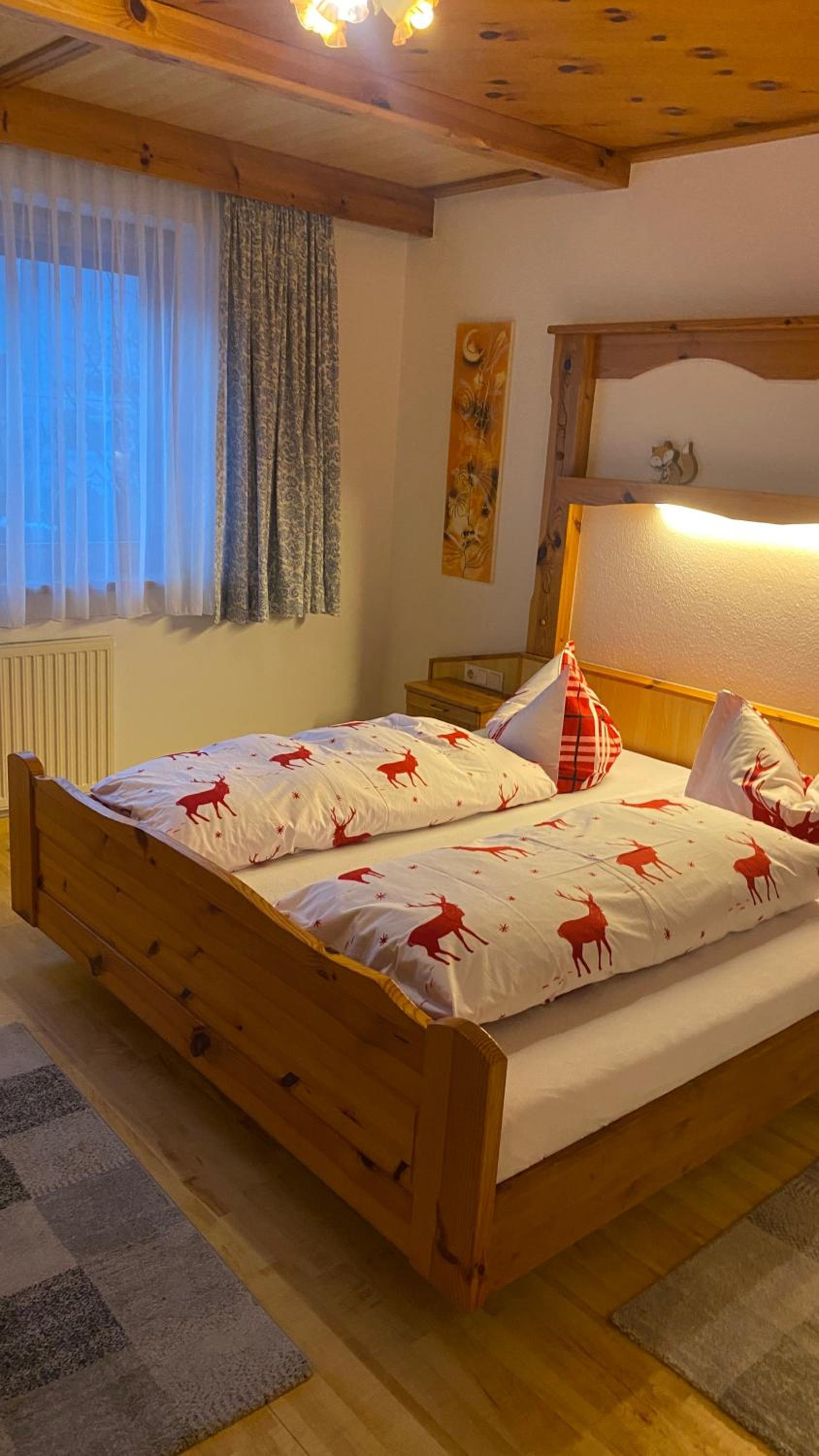 Three-Bedroom Apartment with Terrace- Ground floor  photo 1