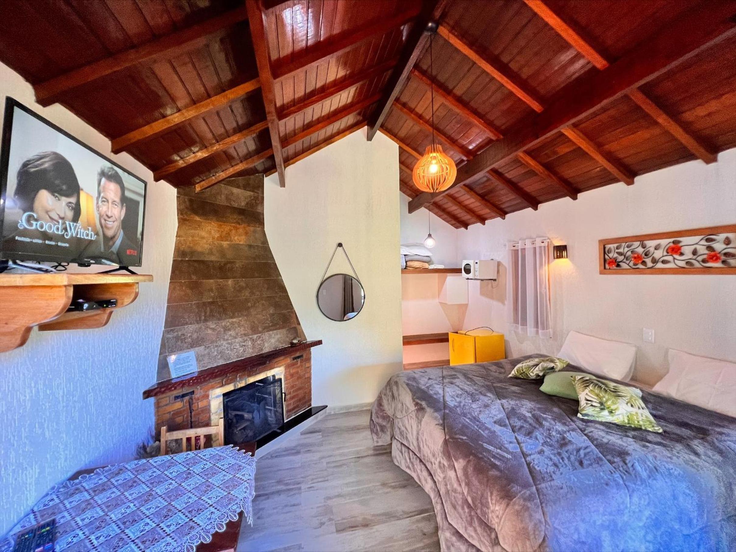 One-Bedroom Chalet - Photo 6