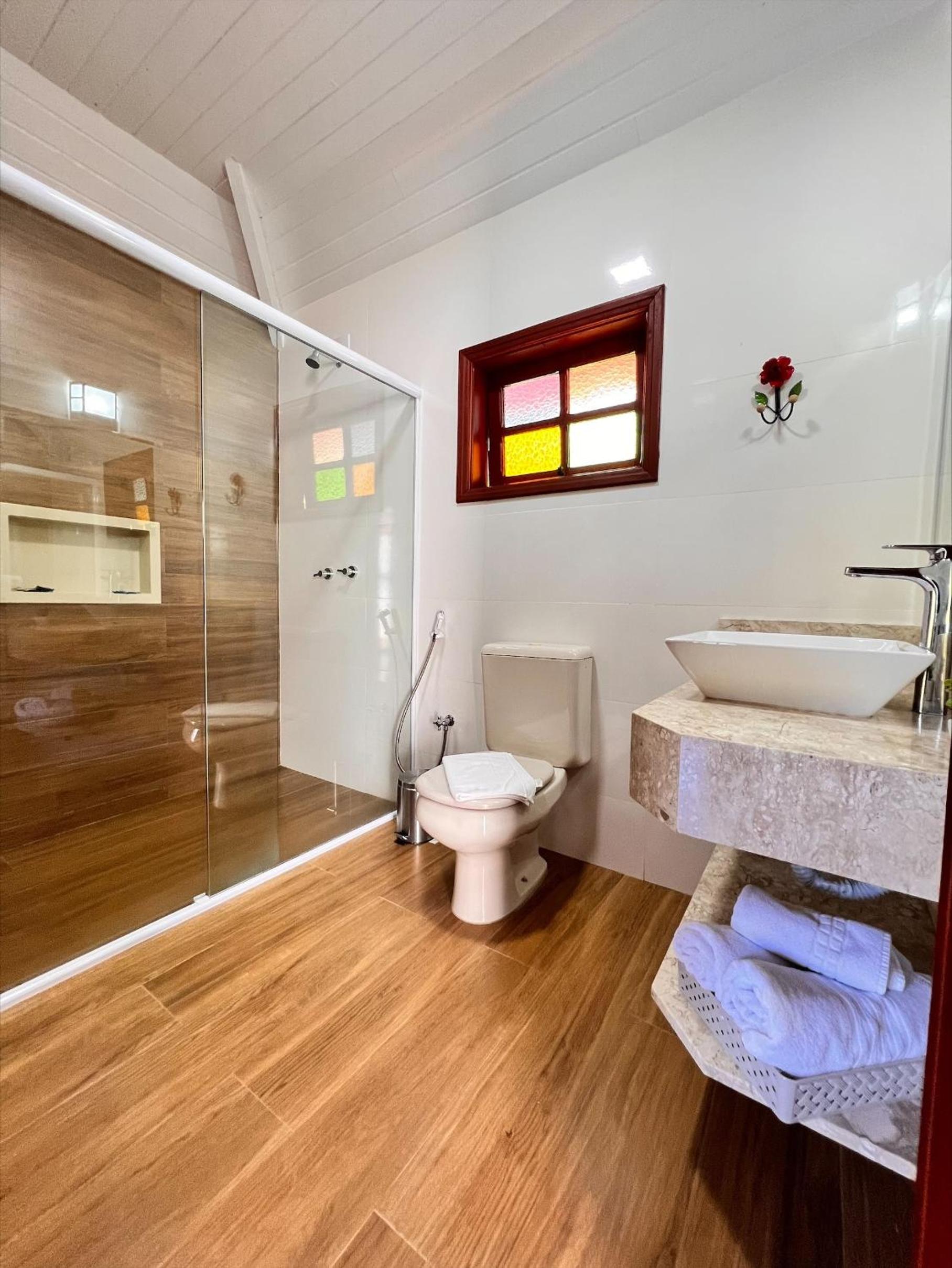 Chalet with Private Pool - Photo 6