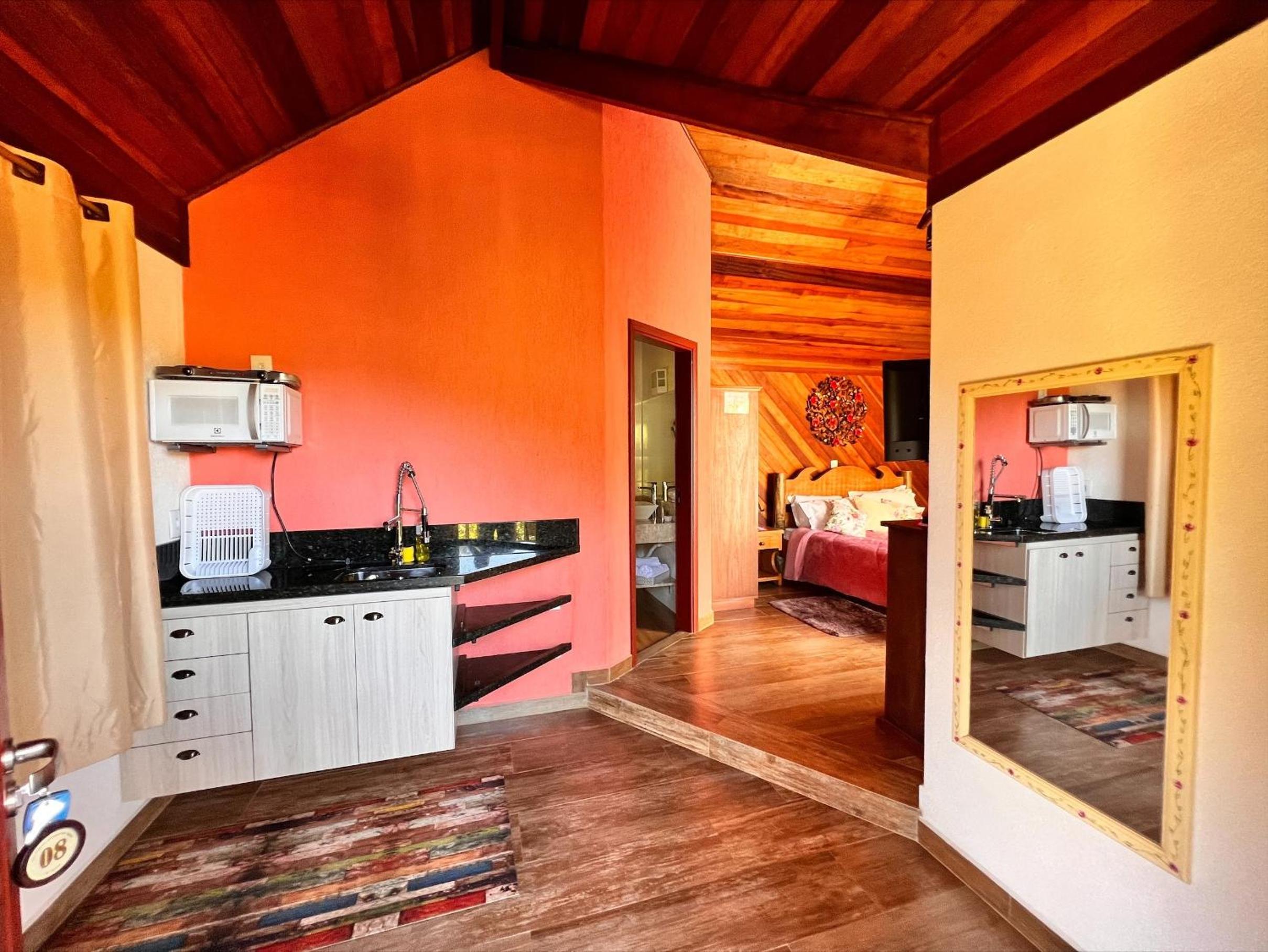 Chalet with Private Pool - Photo 9