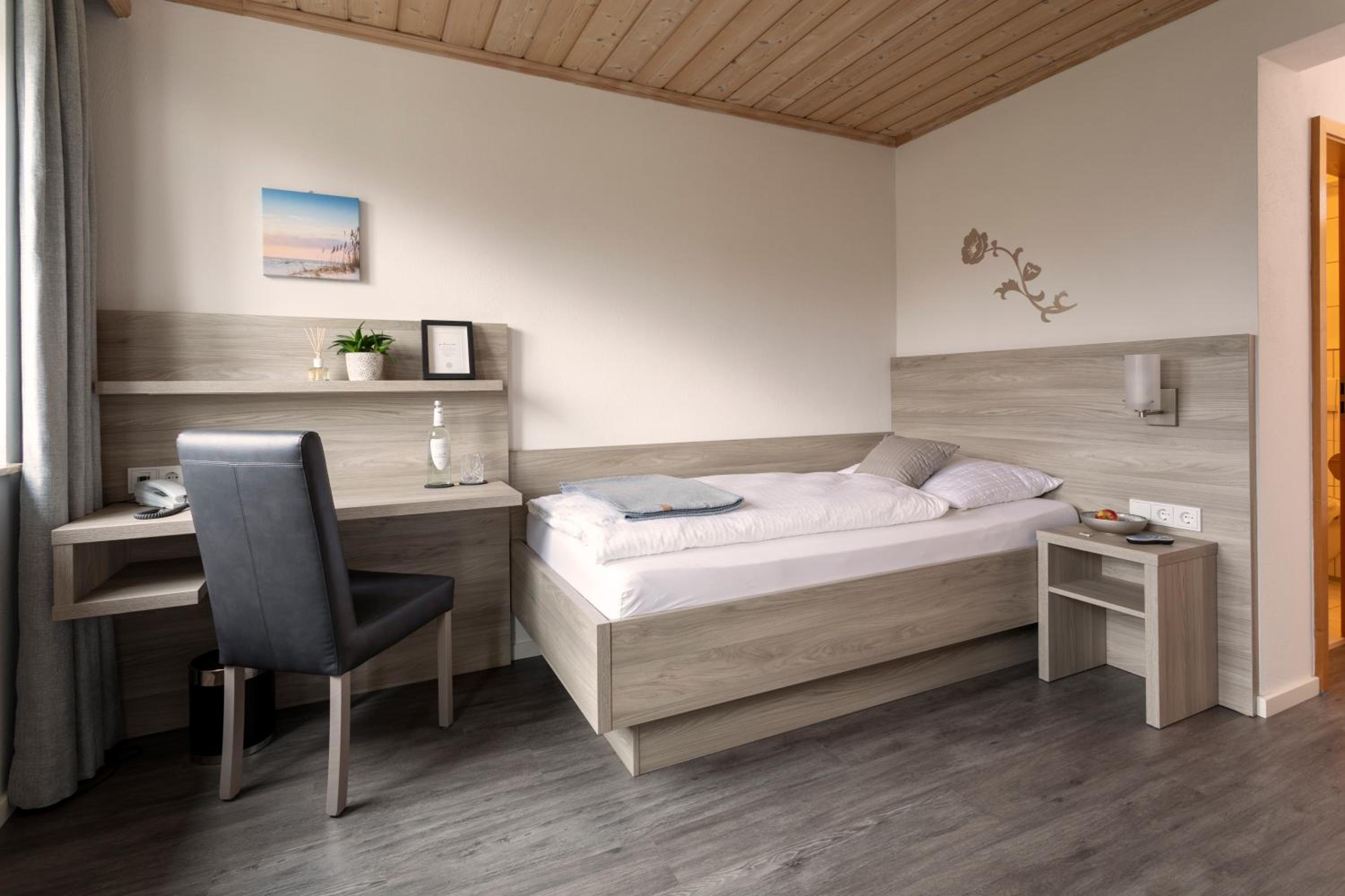 Single Room photo 1