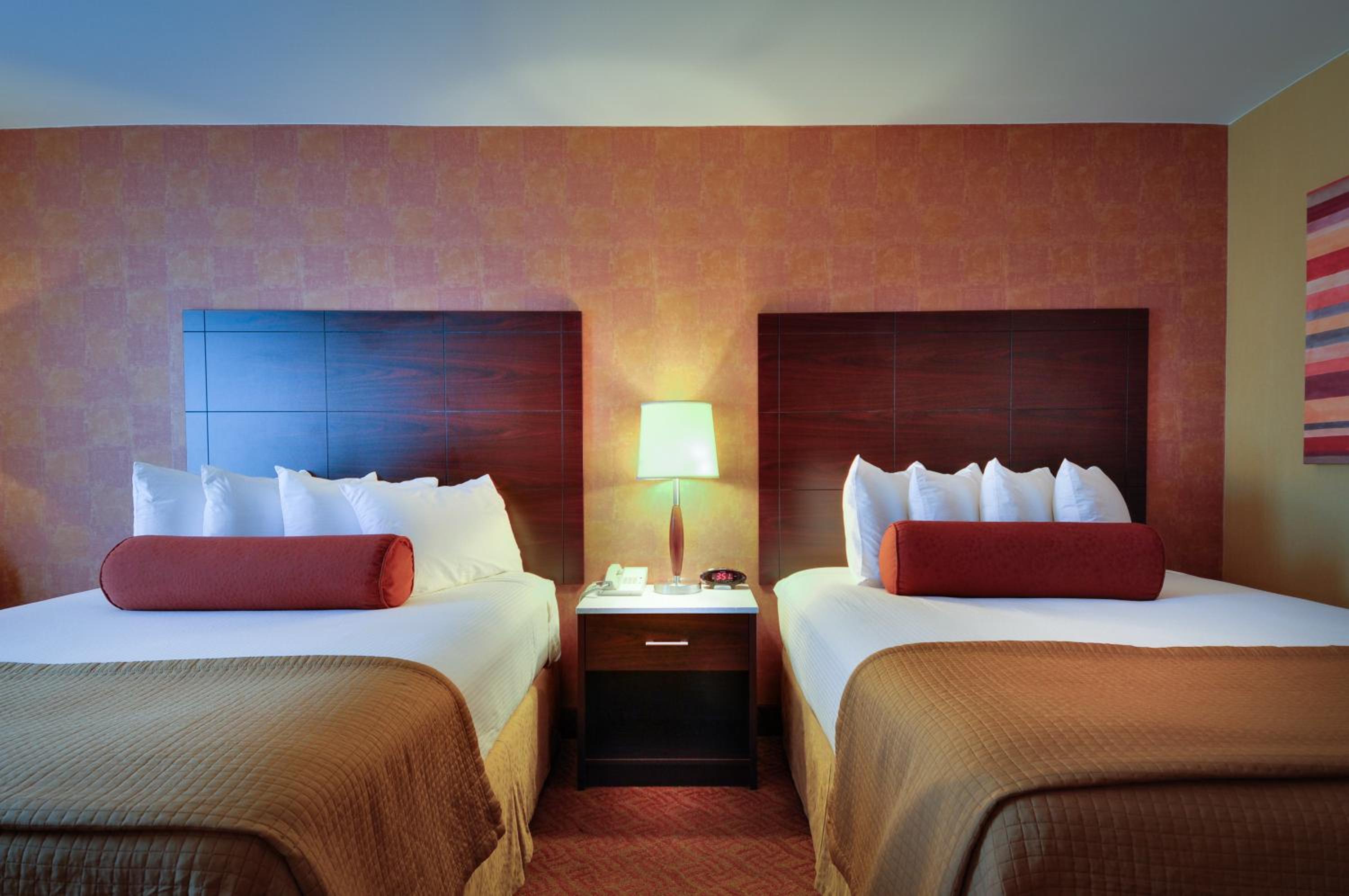 Double Room with Two Double Beds - Non-Smoking - Photo 4