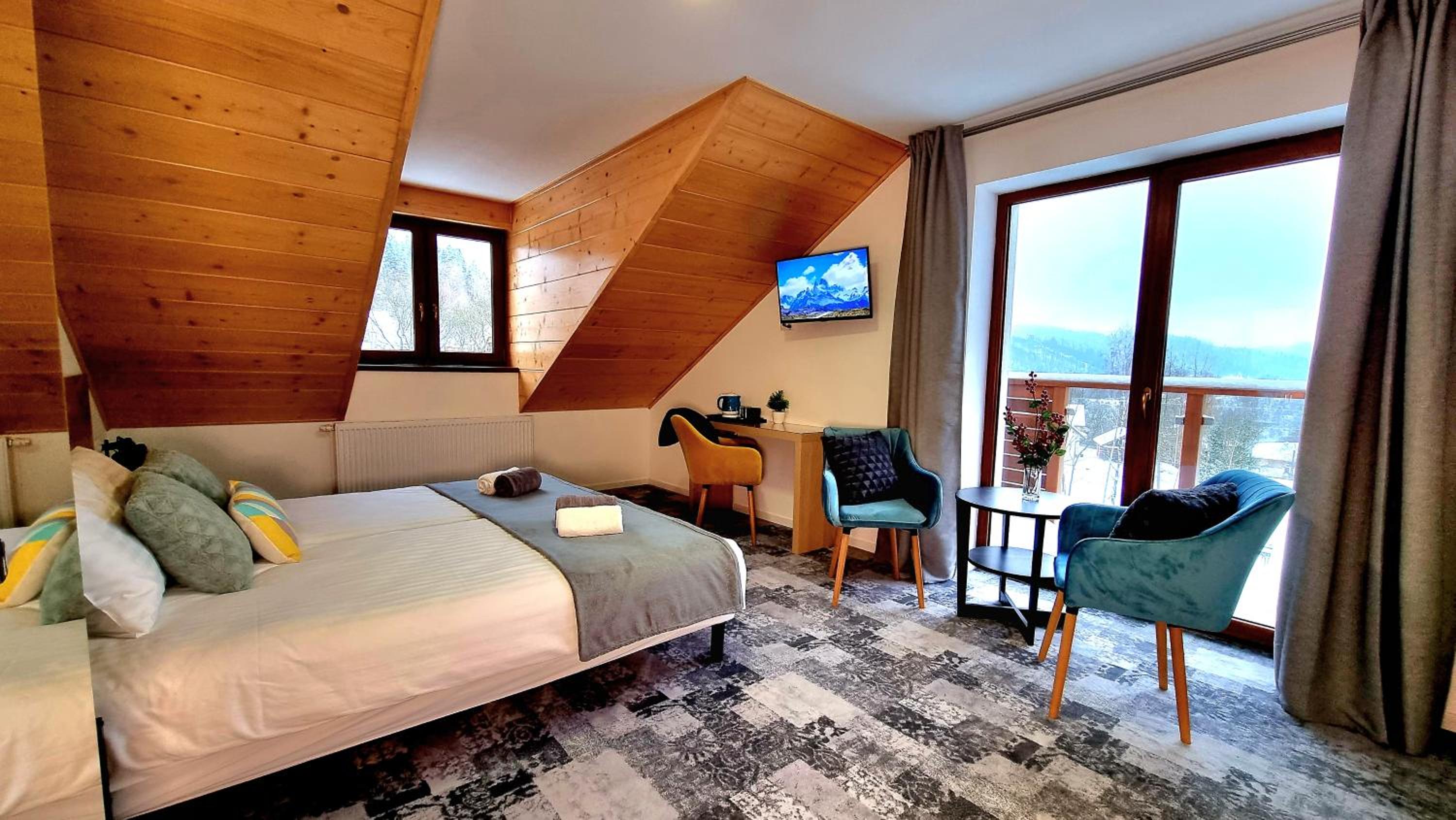 Deluxe Double or Twin Room with Balcony photo 1