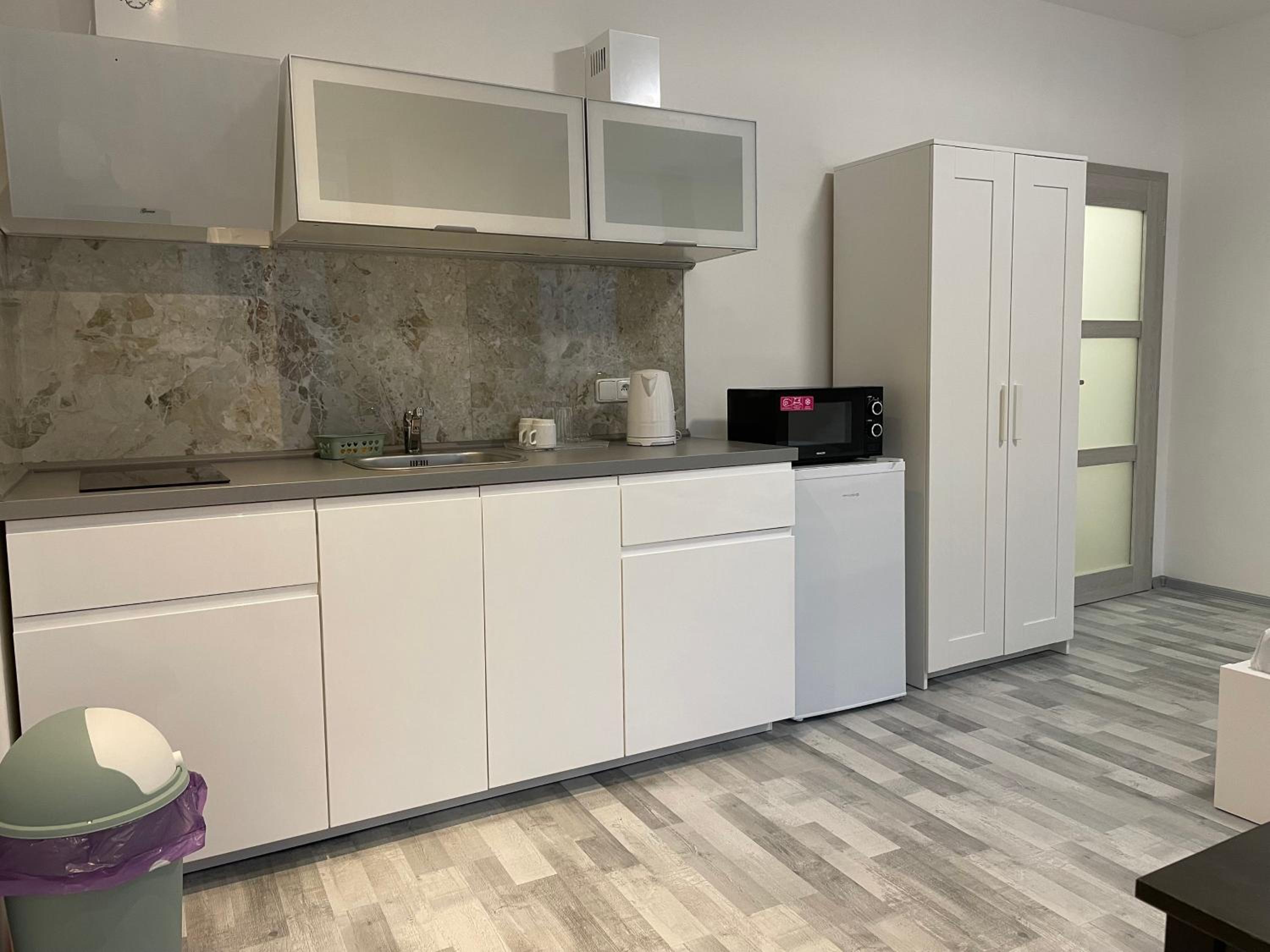 Apartment - Photo 2