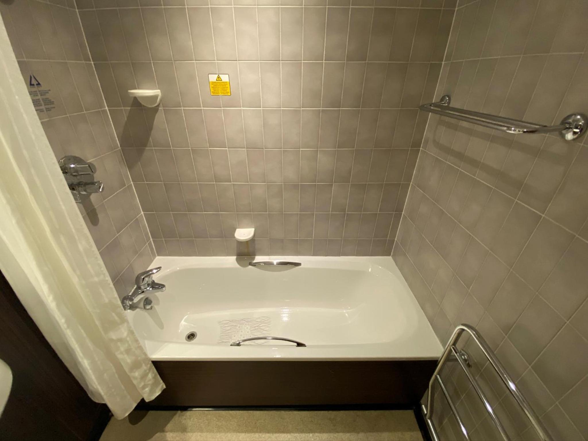 Classic Double Room - Photo 8