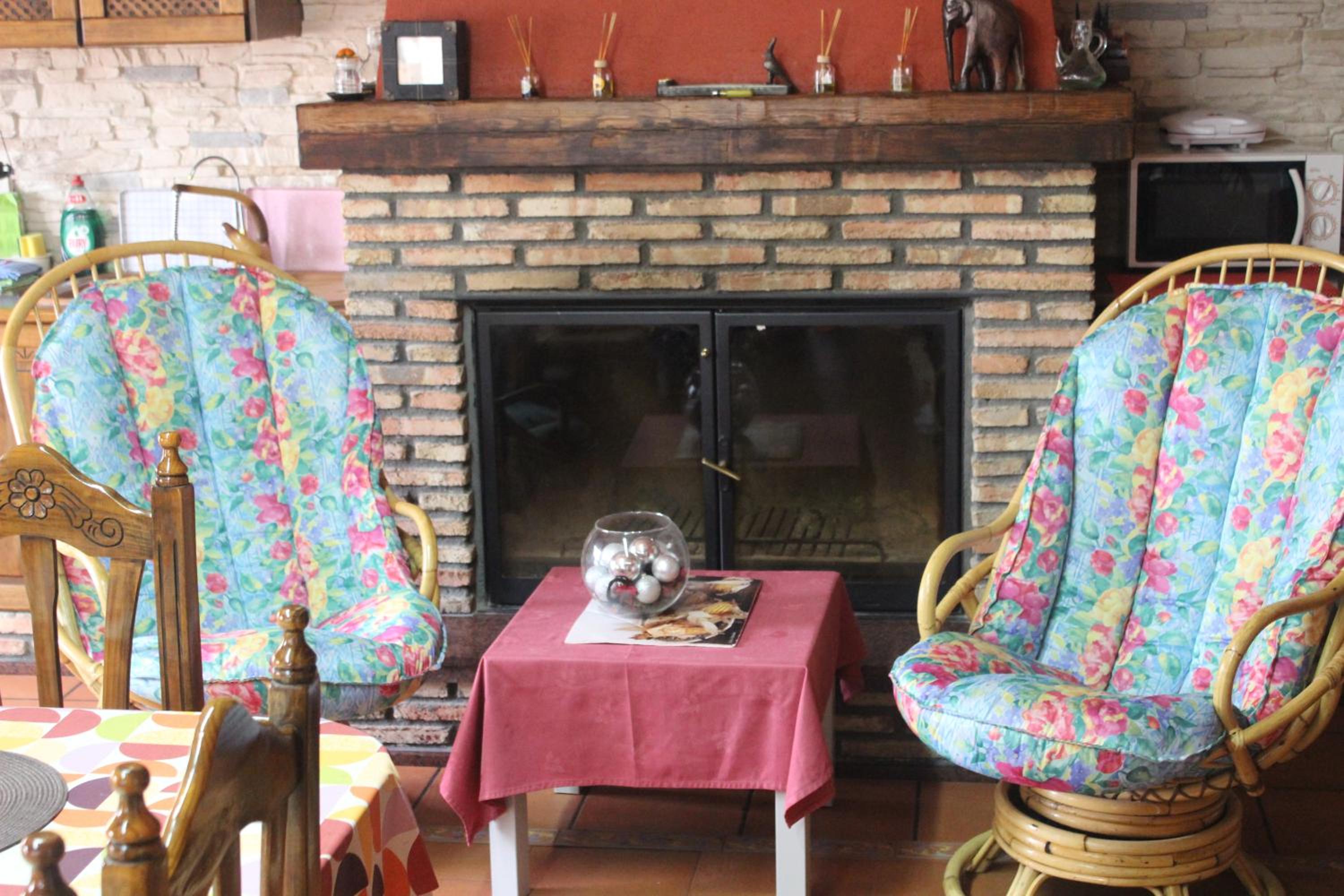 Double or Twin Room - Photo 11