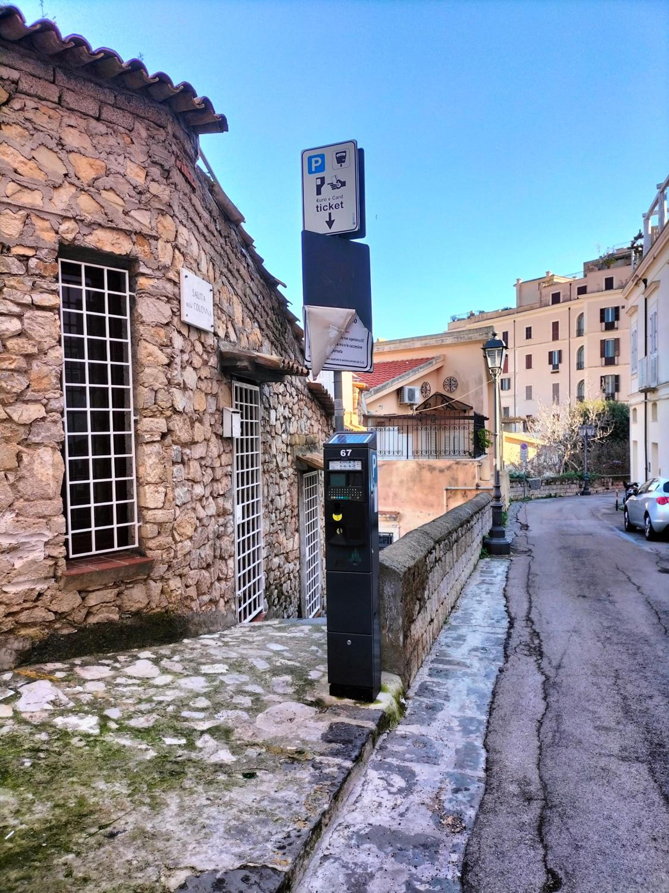 Apartment photo 2
