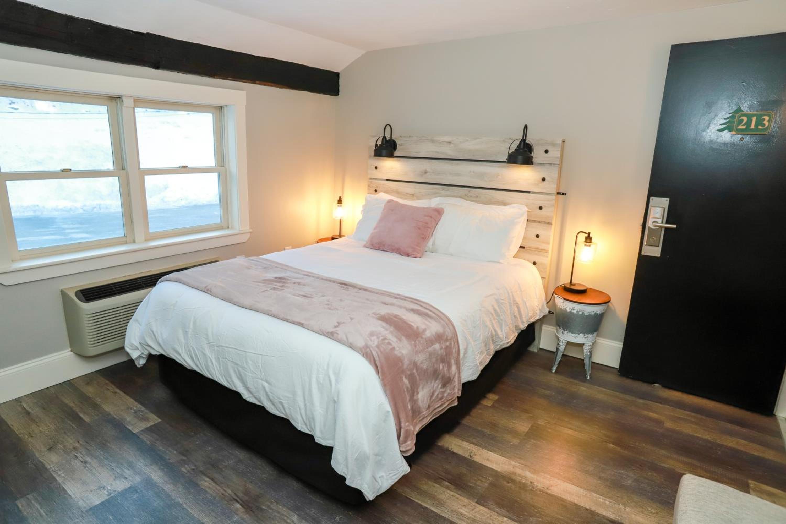 Queen Room