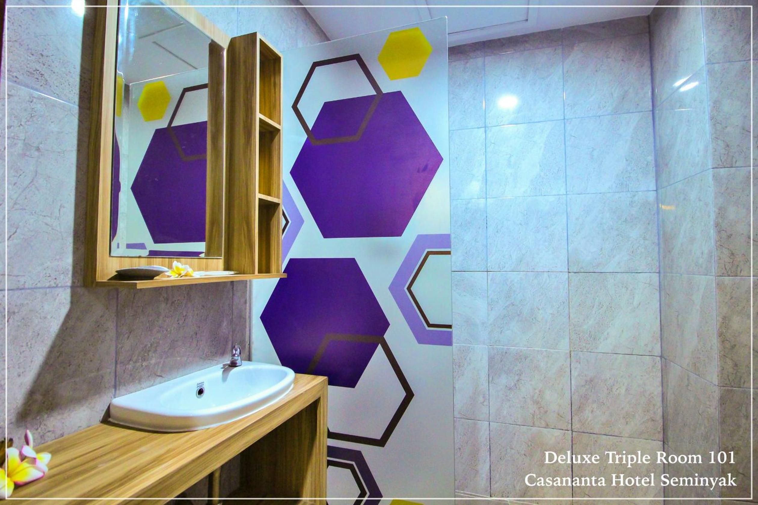 Deluxe Triple Room - Photo 10