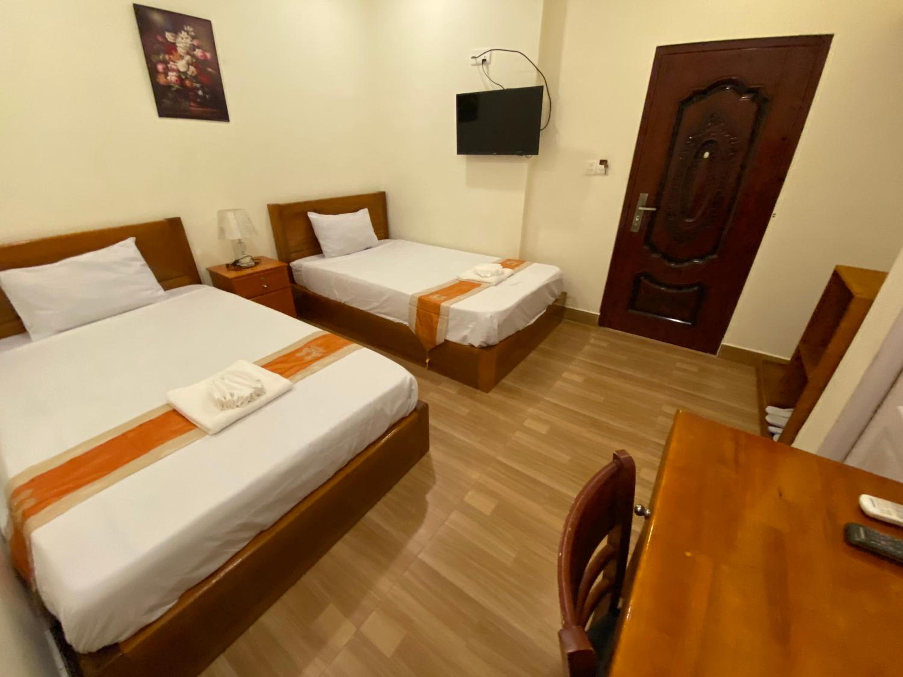 Standard Twin Room (No Window) - Photo 5