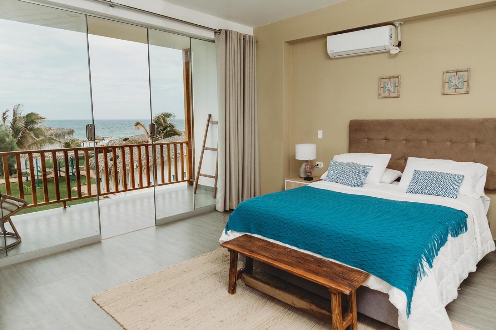 Deluxe Room - Photo 9