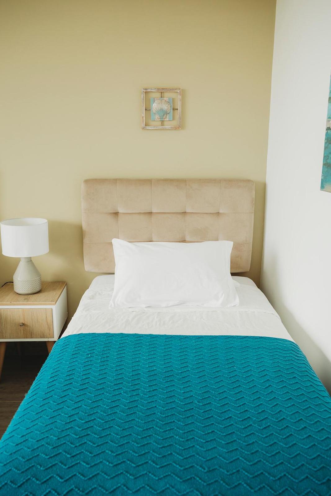 Deluxe Triple Room - Photo 4