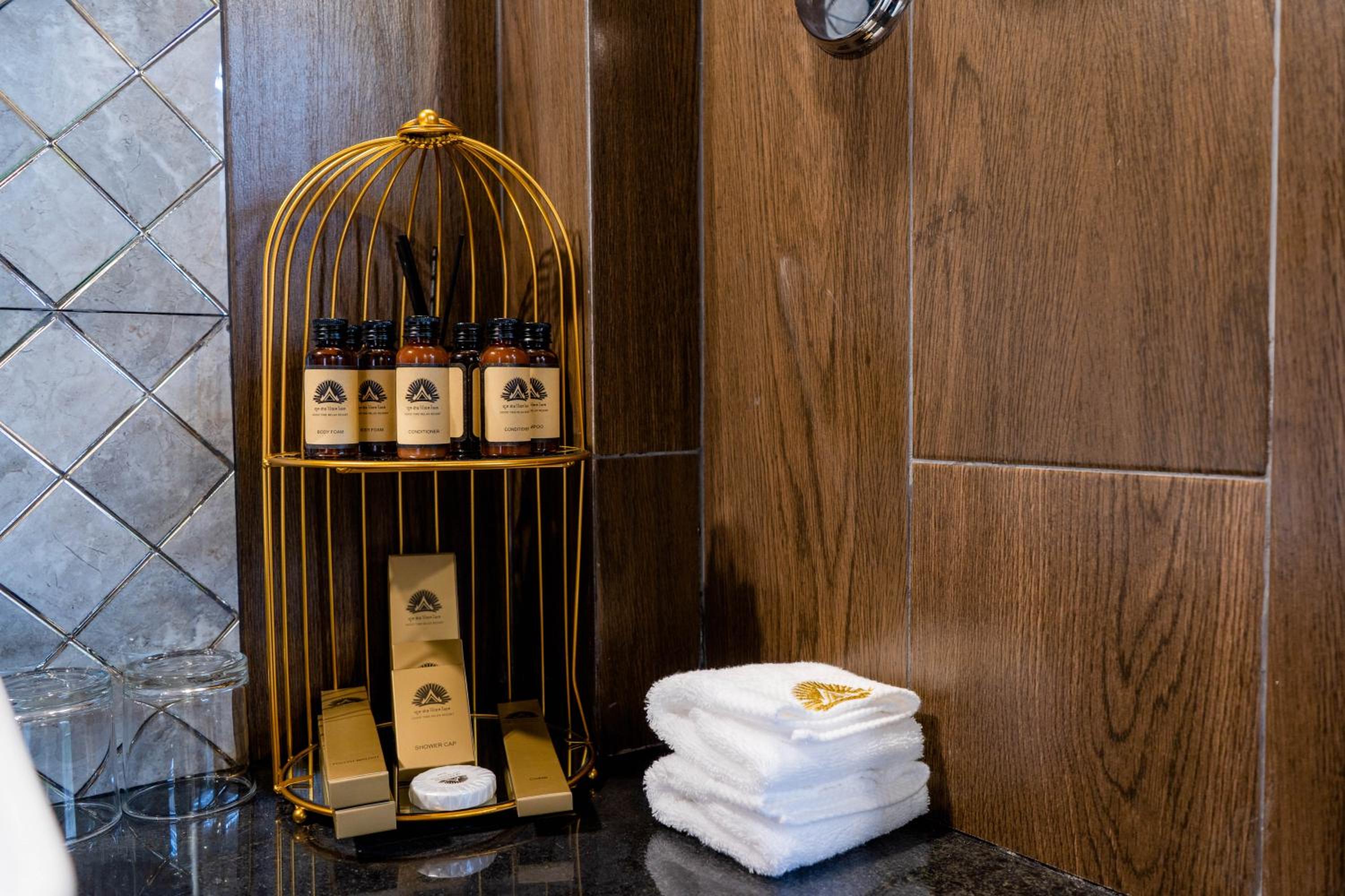 Suite Bungalow River View - Free City Shuttle Service + Mini bar - Photo 9