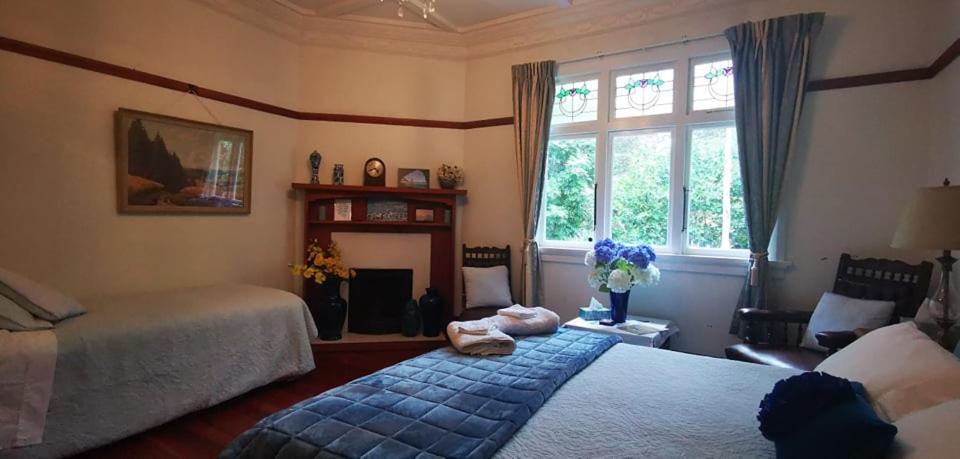 Deluxe King Room - Photo 2