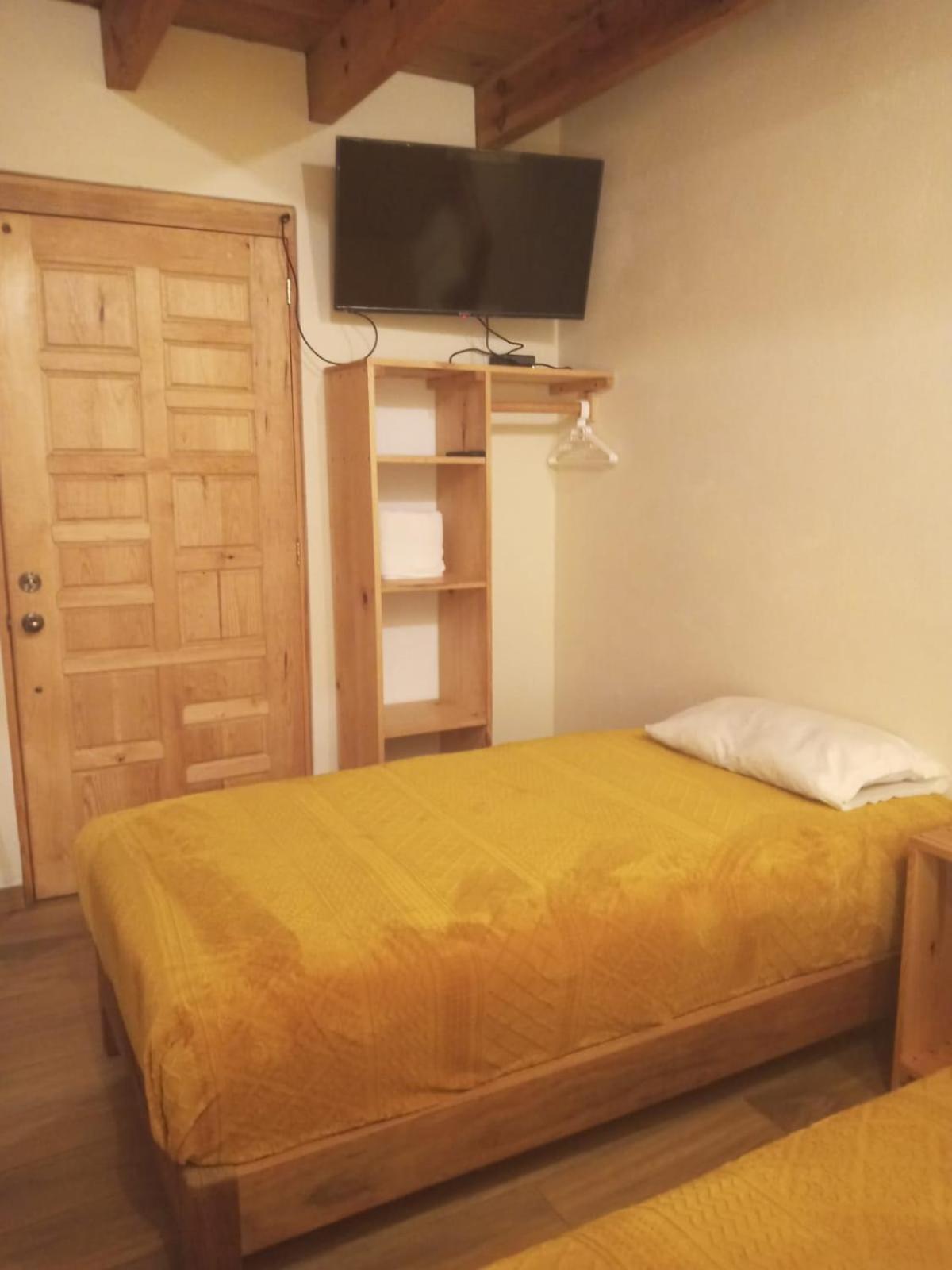 Economy Twin Room
