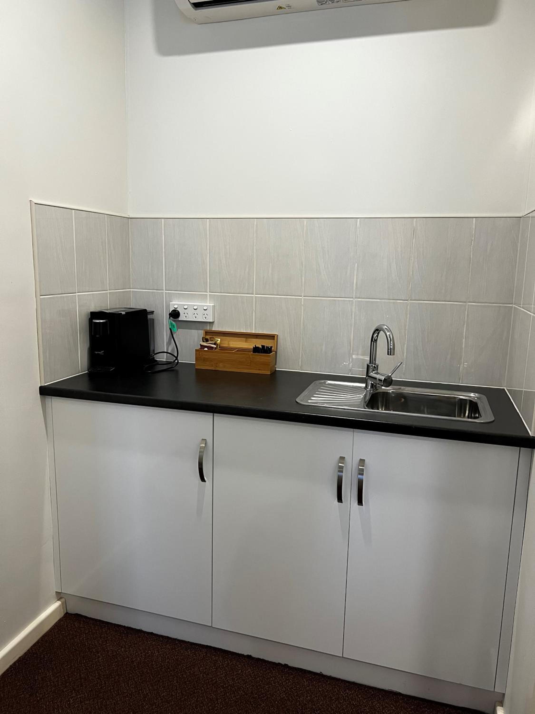 Executive Suite photo 2