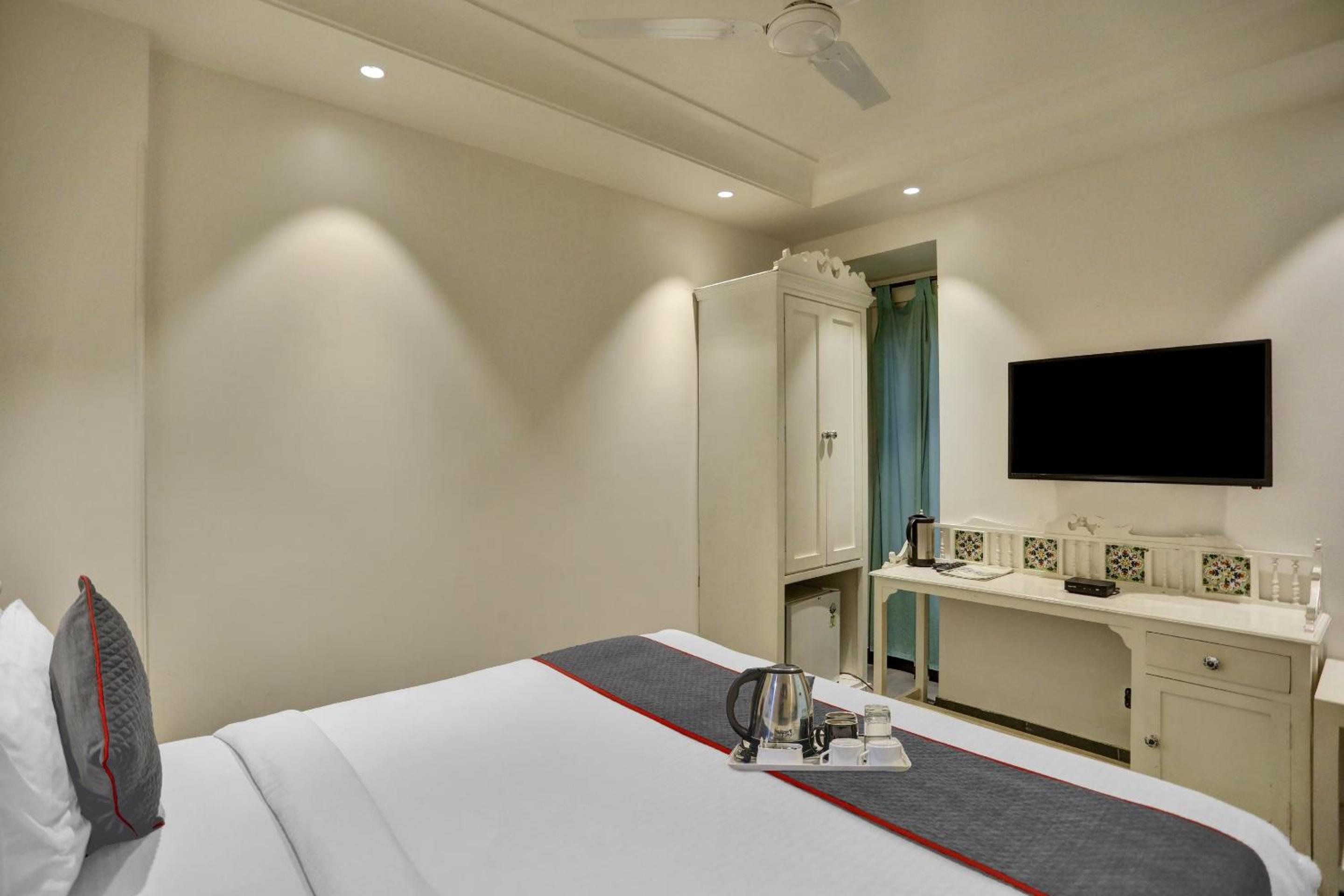 Heritage Boutique Room - Photo 21