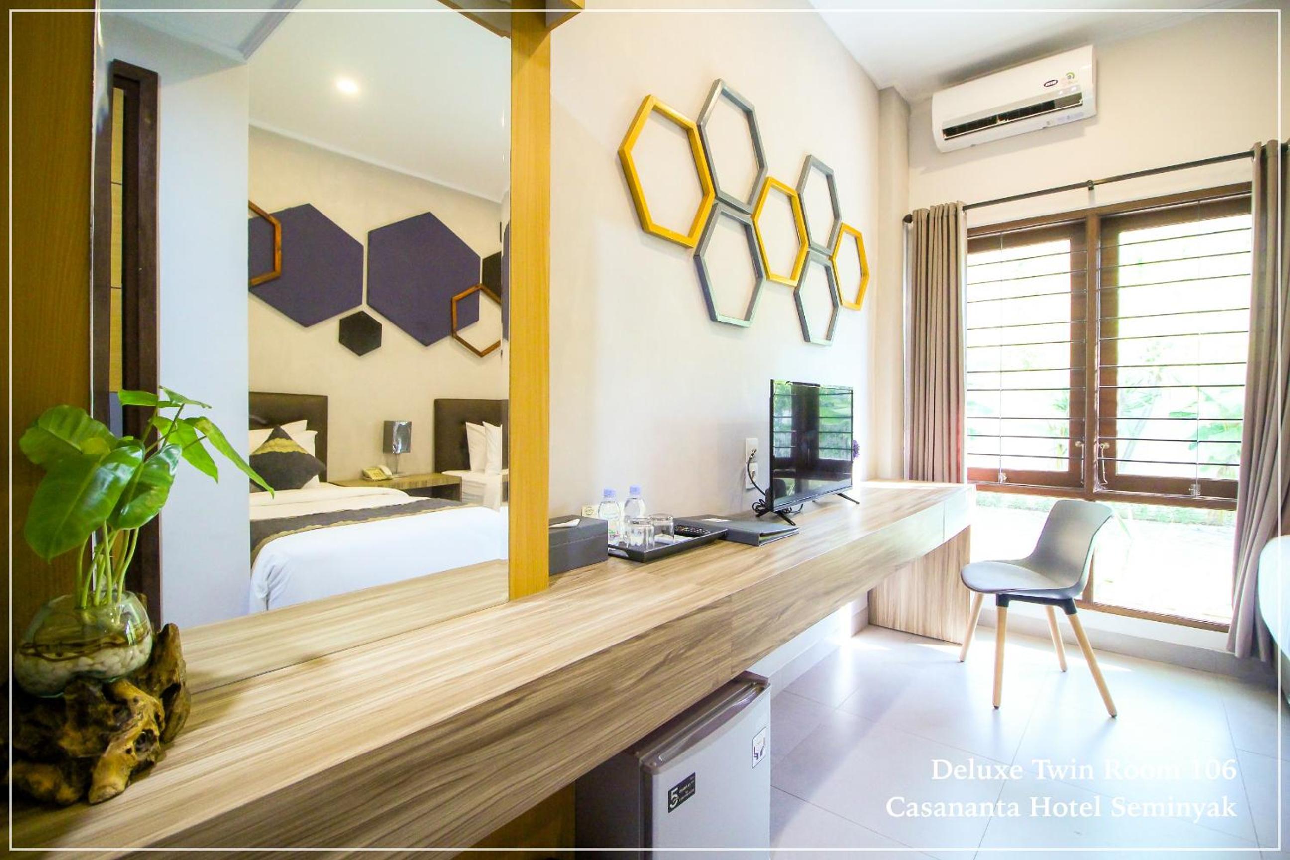 Deluxe Twin Room - Photo 11