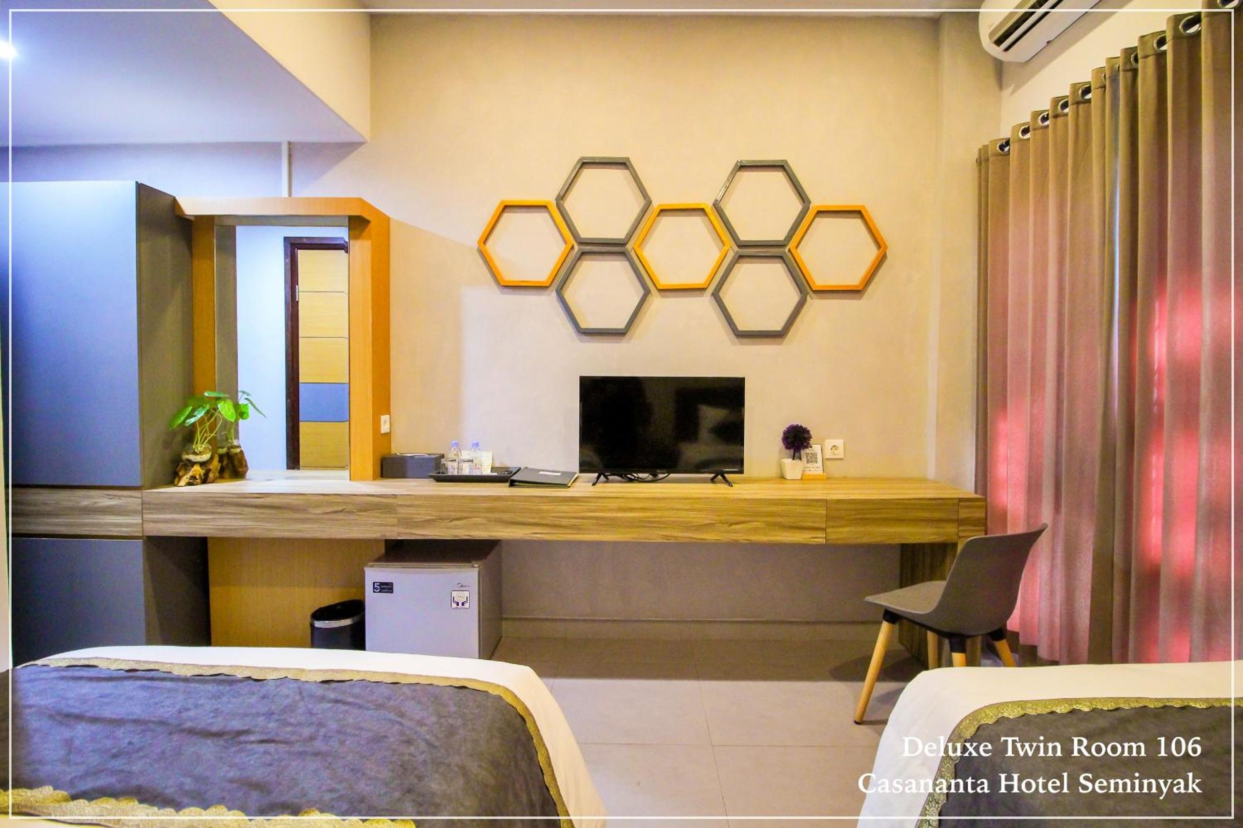 Deluxe Twin Room - Photo 8