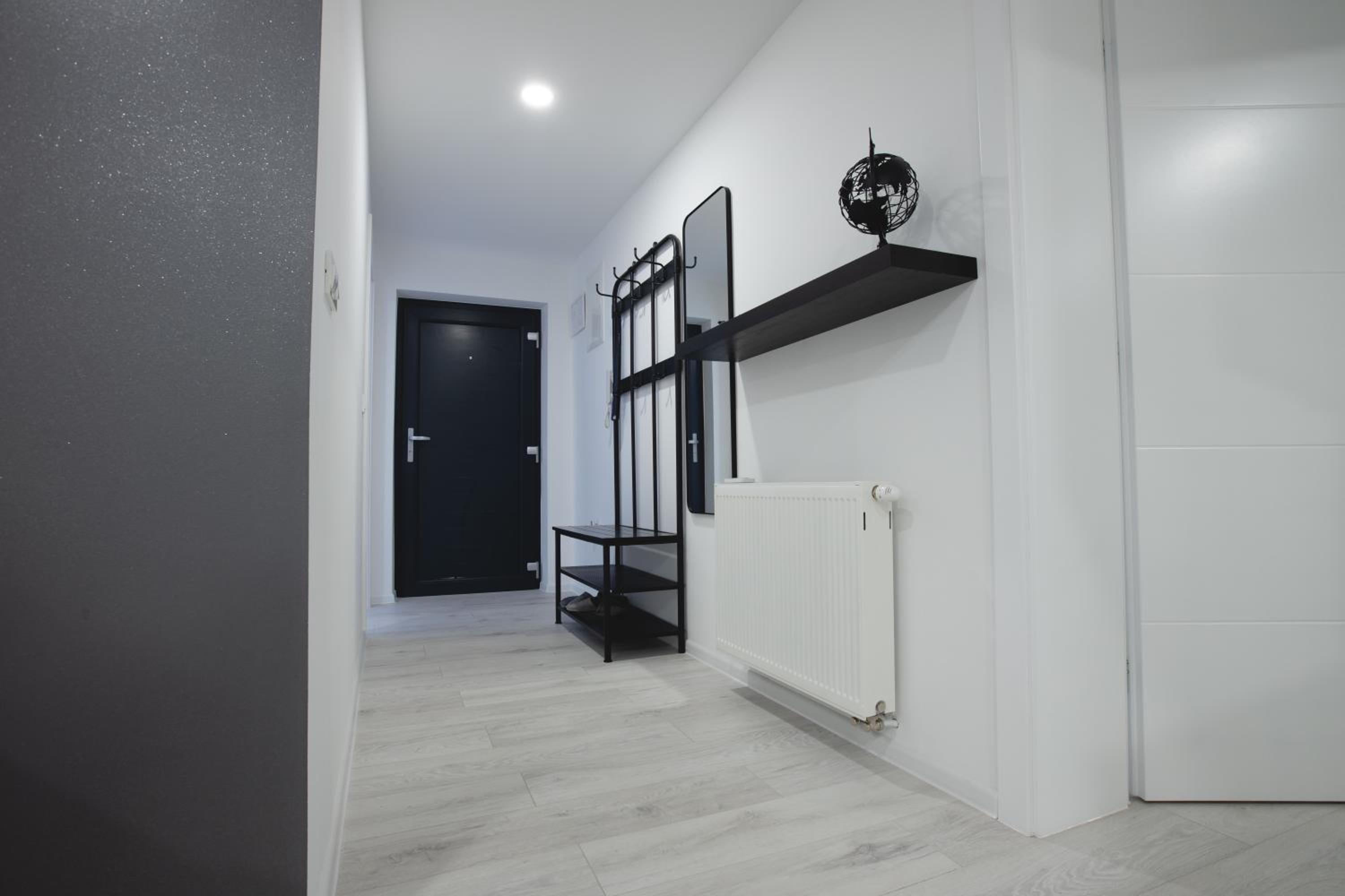 Two-Bedroom Apartment - Photo 9