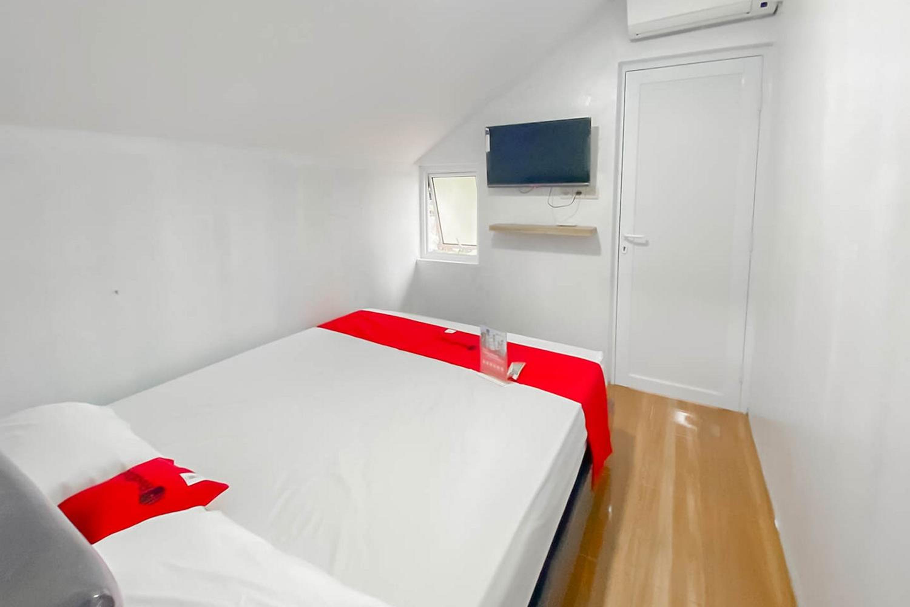 Standard Double Room - Photo 3