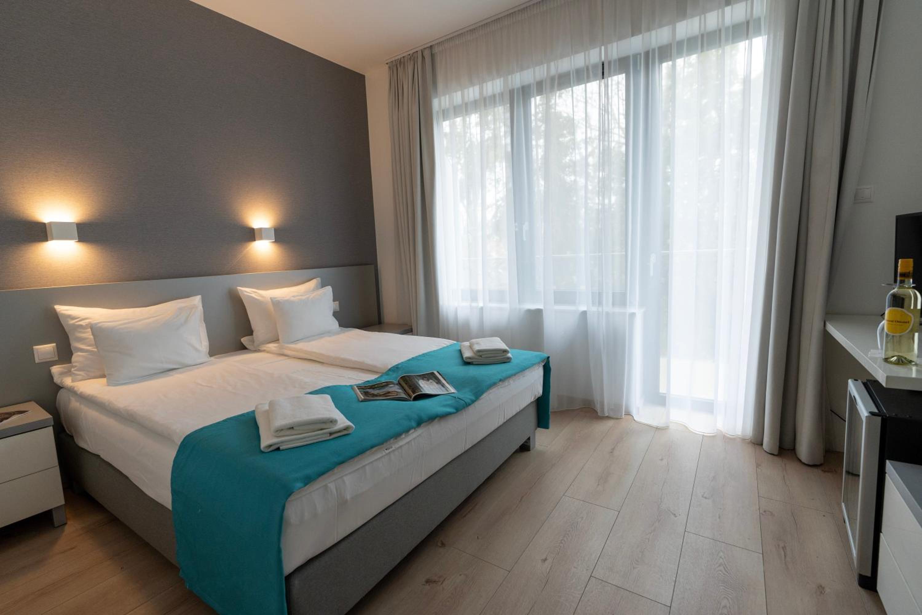 Suite Apartment - Photo 3