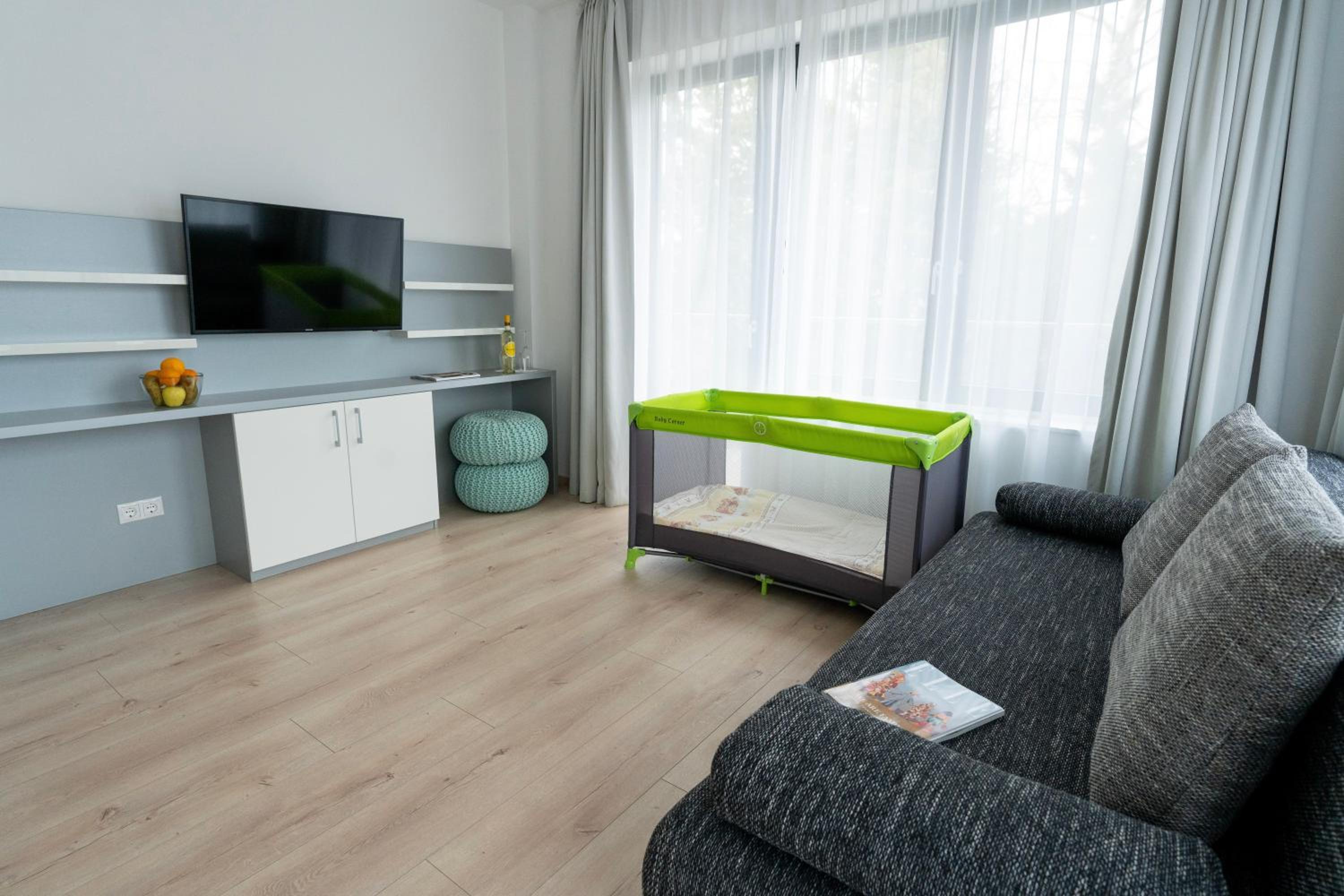 Suite Apartment - Photo 4