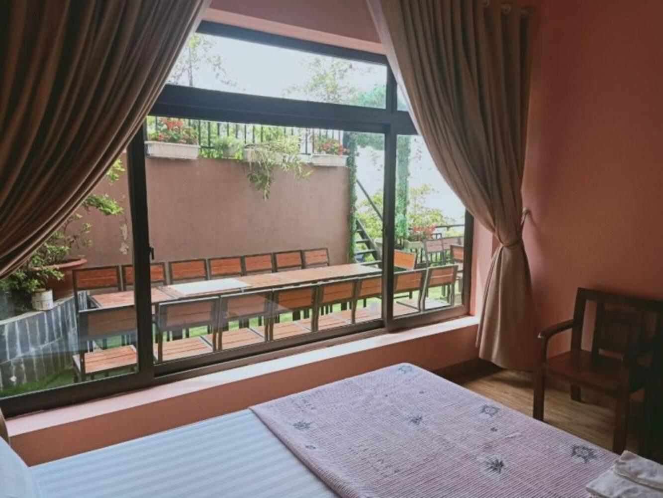 Double Room - Photo 9