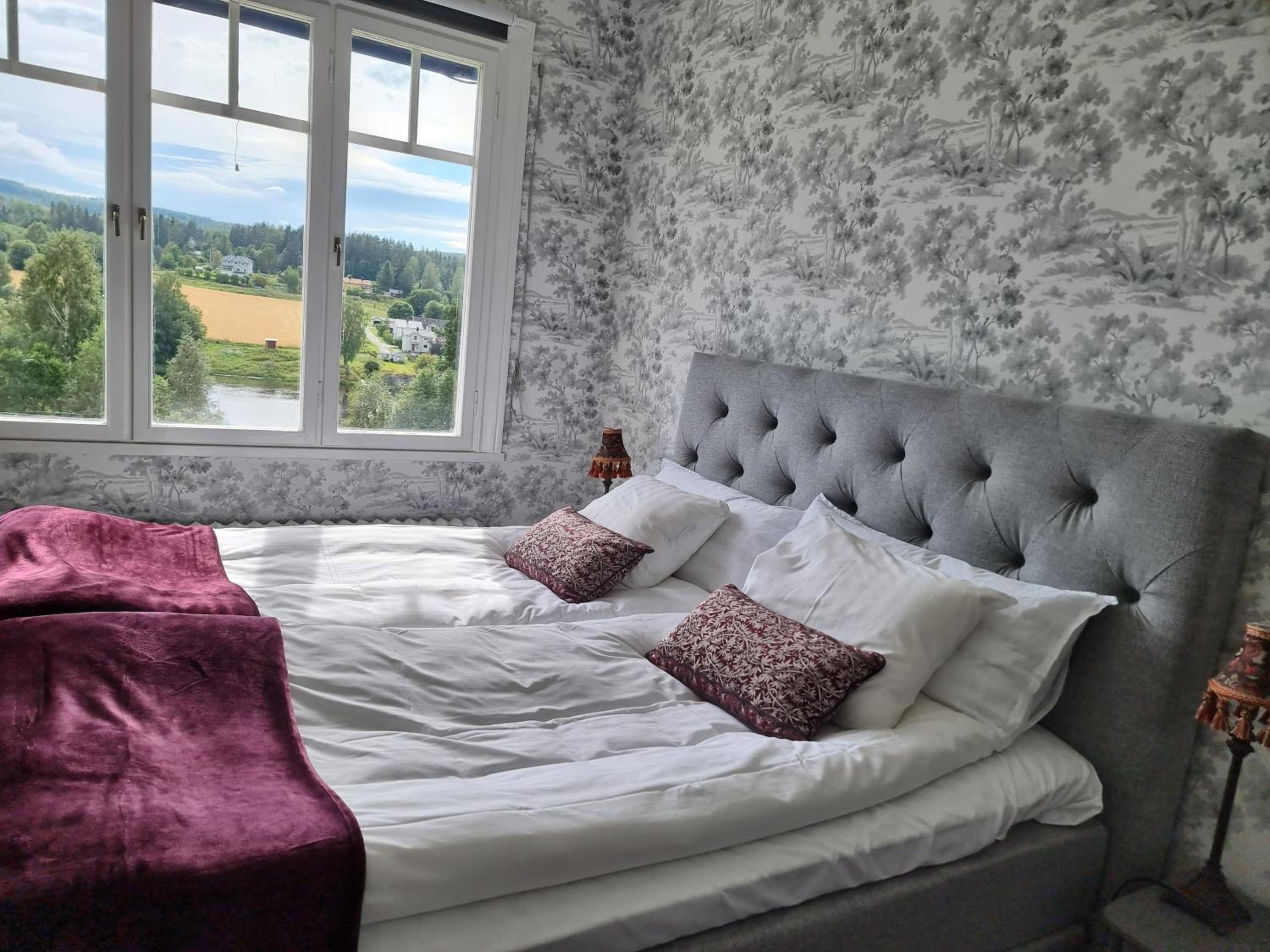 Double Room with Lake View - Photo 1