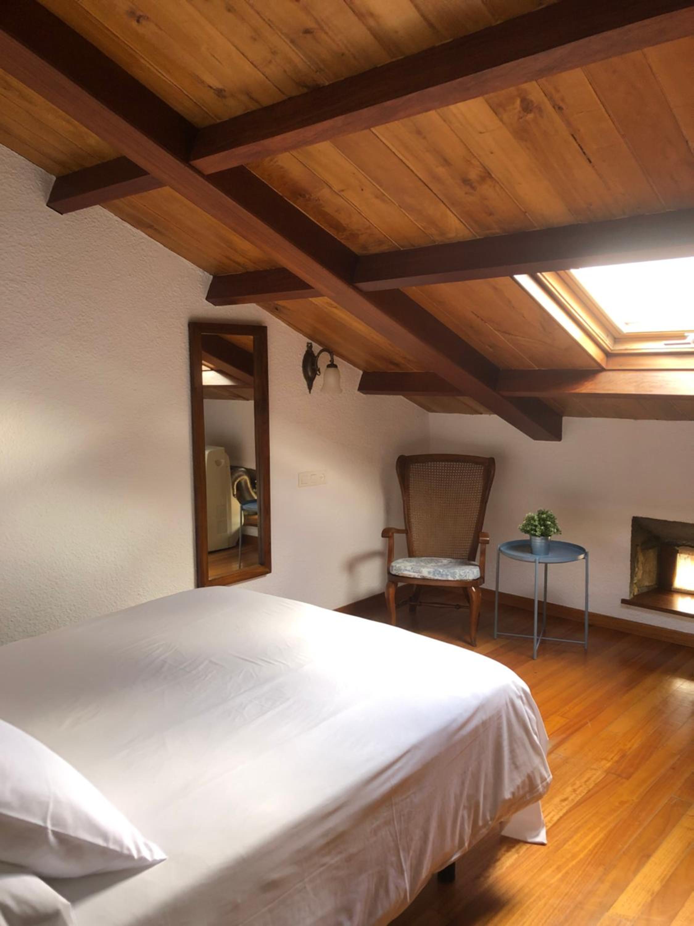 Double Room - Attic - Photo 3